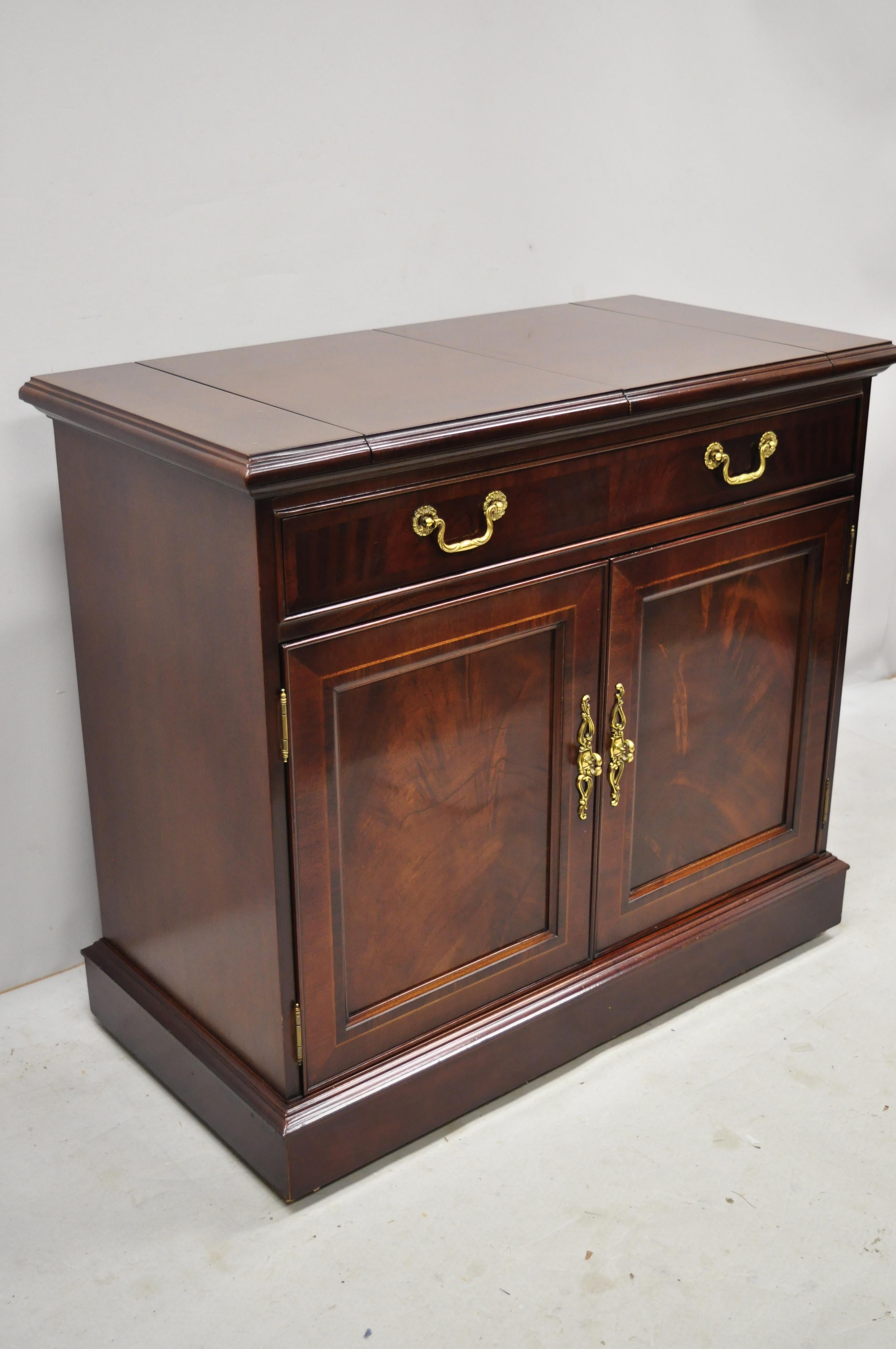 Bernhardt Centennial Collection Mahogany Flip Top Rolling Bar Cart Server 4