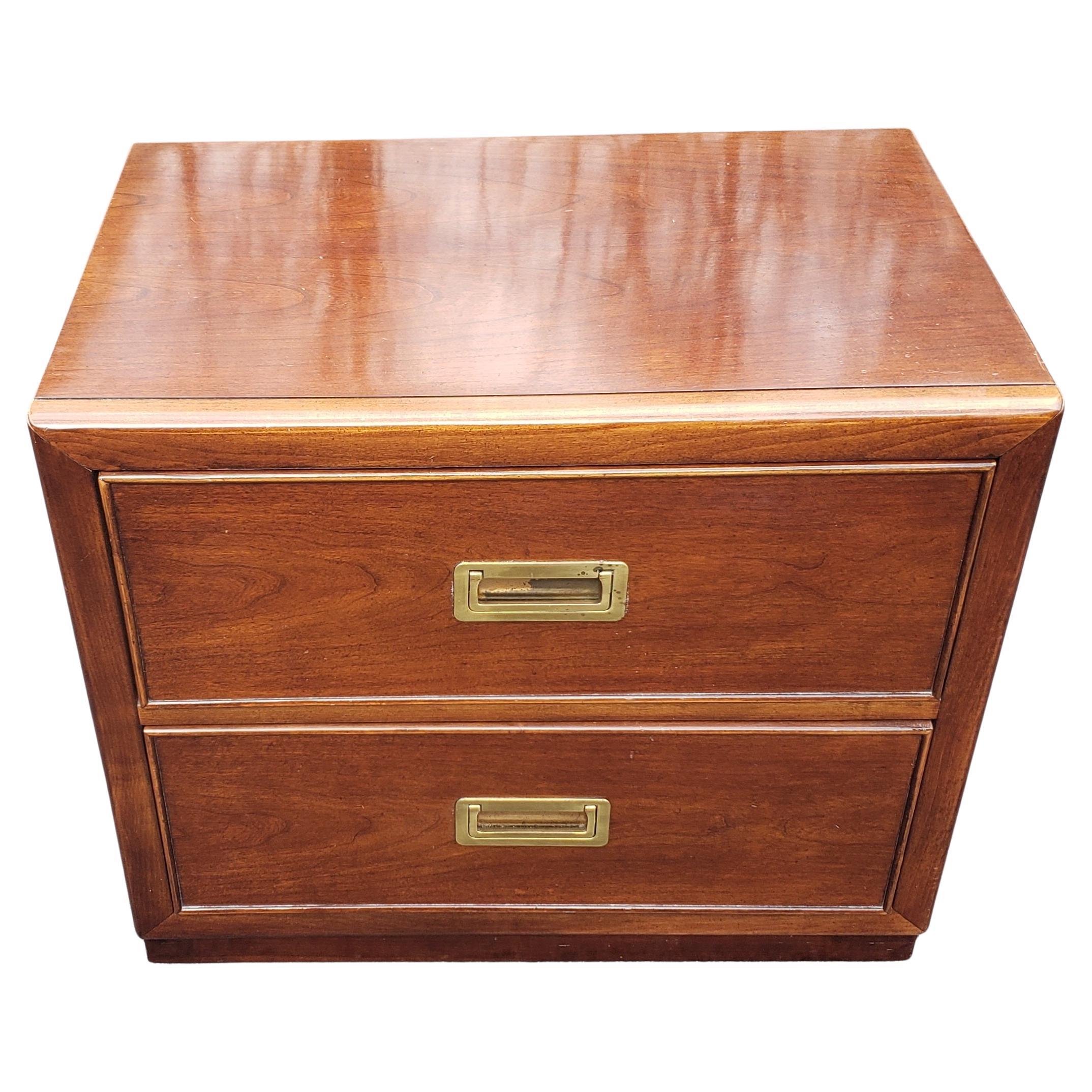 Bernhardt Furniture Cherry Campaign style nightstand in very good vintage condition.
Measures 24