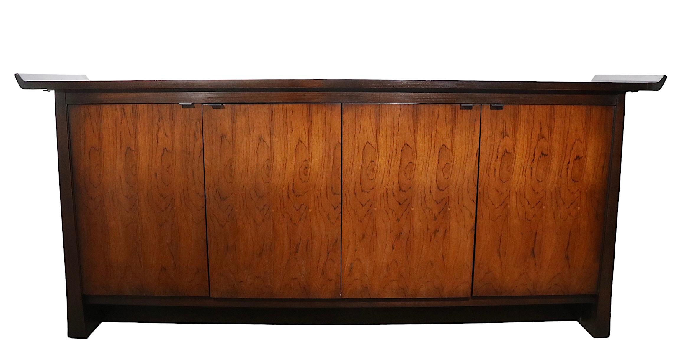 Bernhardt Credenza Dresser Sideboard For Sale 5