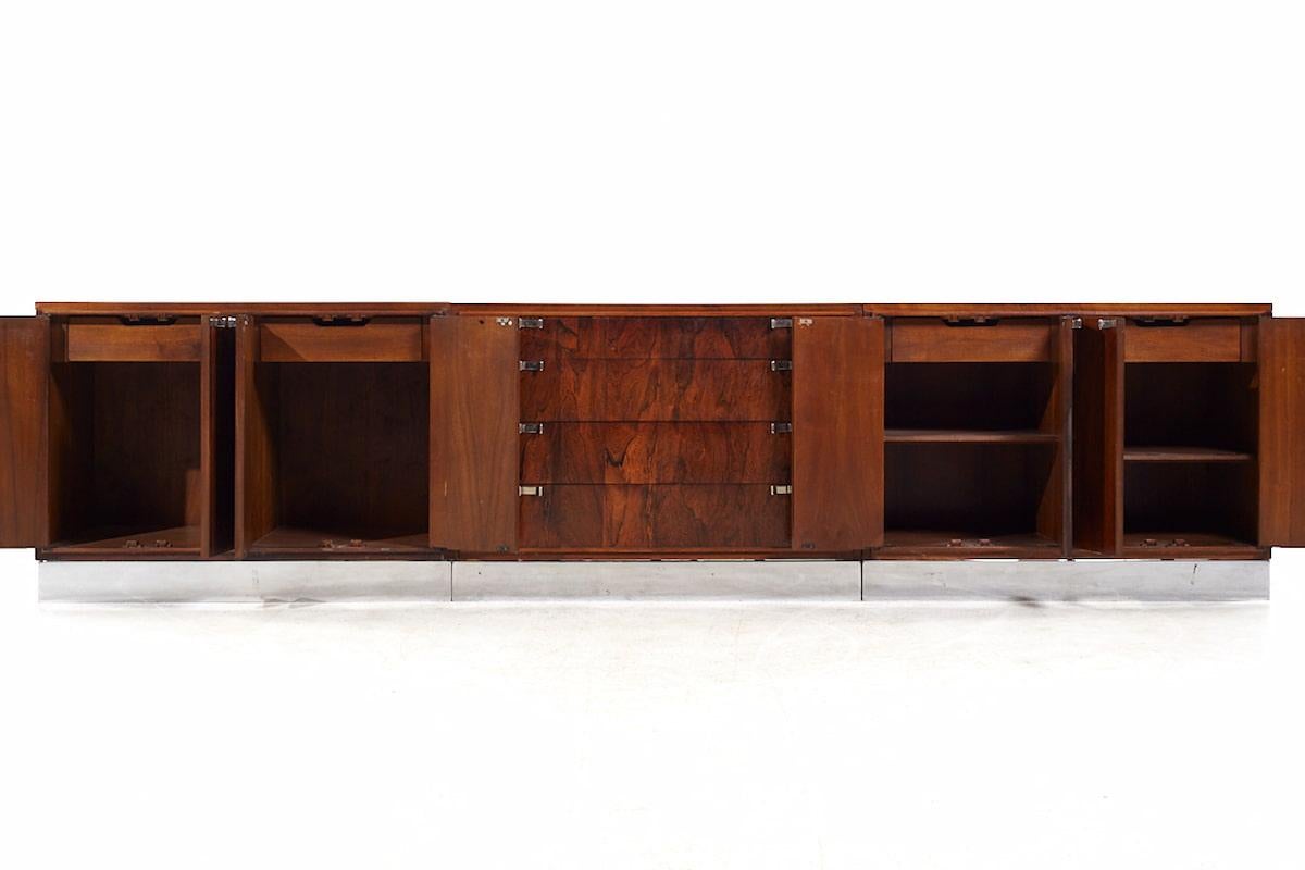 Bernhardt Flair Mid Century Rosewood and Chrome 3 Piece Credenza Set For Sale 6