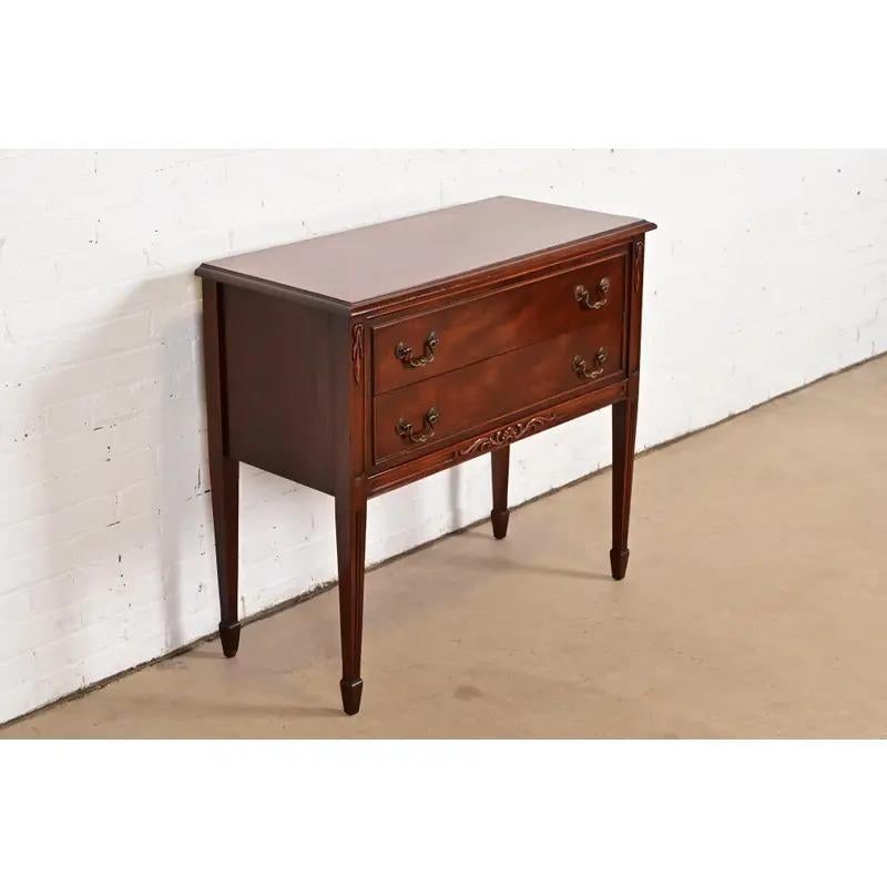 XX secolo Credenza o buffet francese Regency Luigi XVI di Bernhardt, CIRCA 1940 in vendita