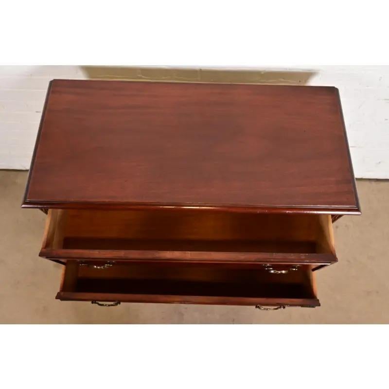 Credenza o buffet francese Regency Luigi XVI di Bernhardt, CIRCA 1940 in vendita 2