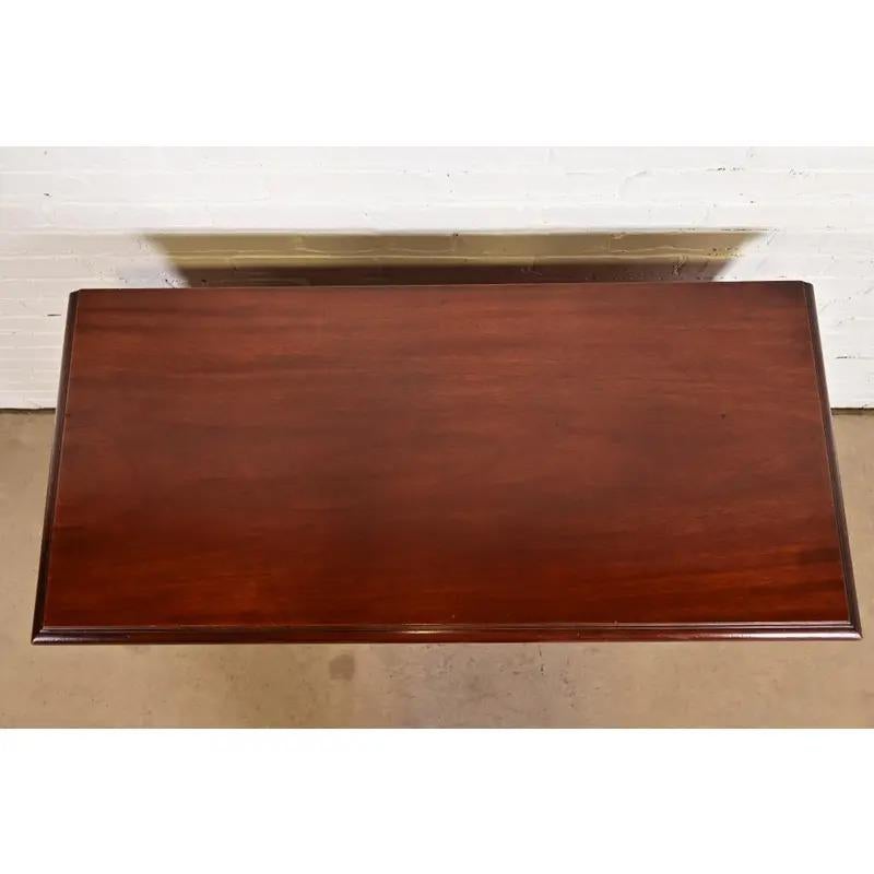 Credenza o buffet francese Regency Luigi XVI di Bernhardt, CIRCA 1940 in vendita 3