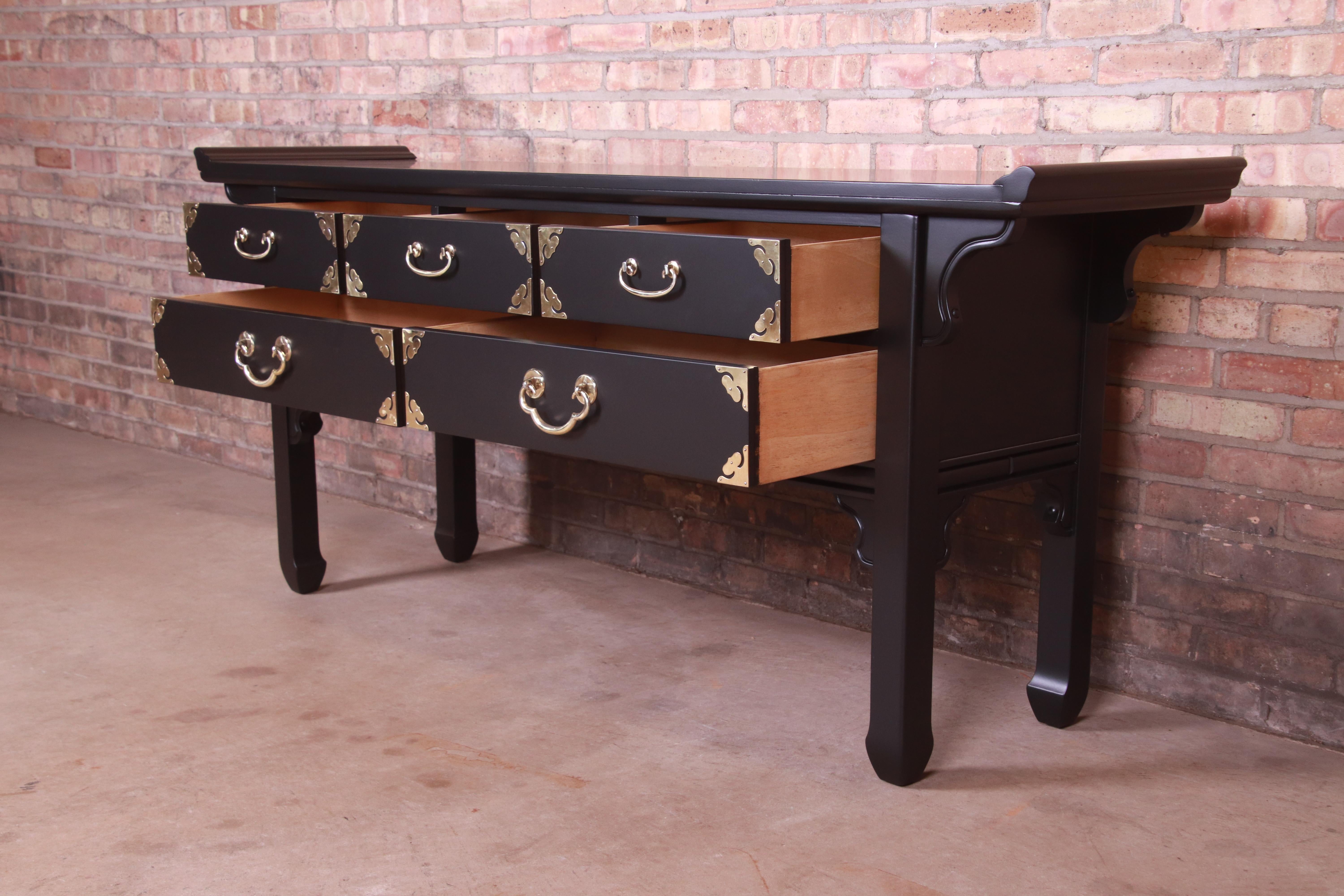 Bernhardt Hollywood Regency Chinoiserie Black Lacquered Sideboard or Console 5
