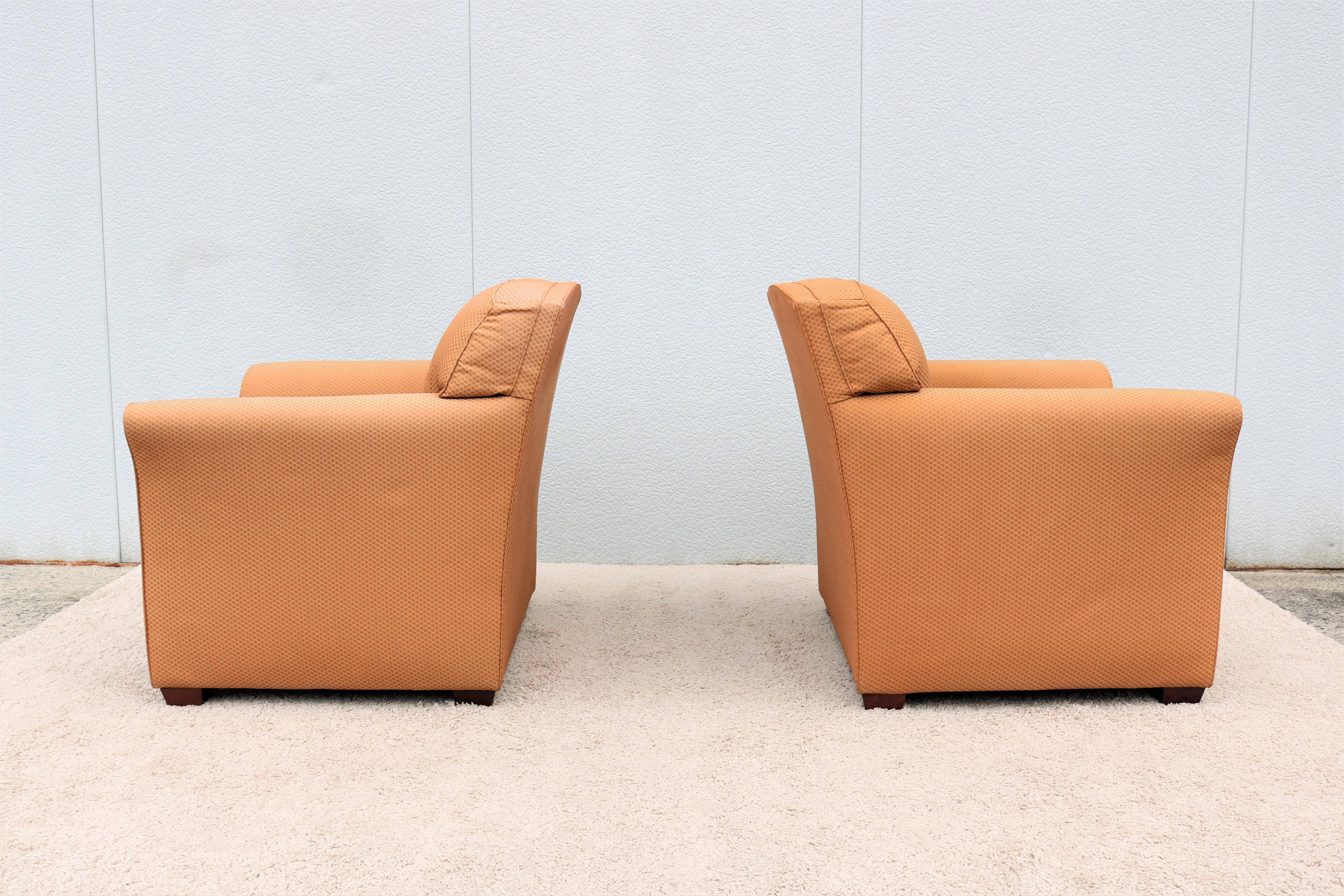 American Classical Bernhardt Lawson American Casual Style Lounge Chairs Very Comfortable, a Pair