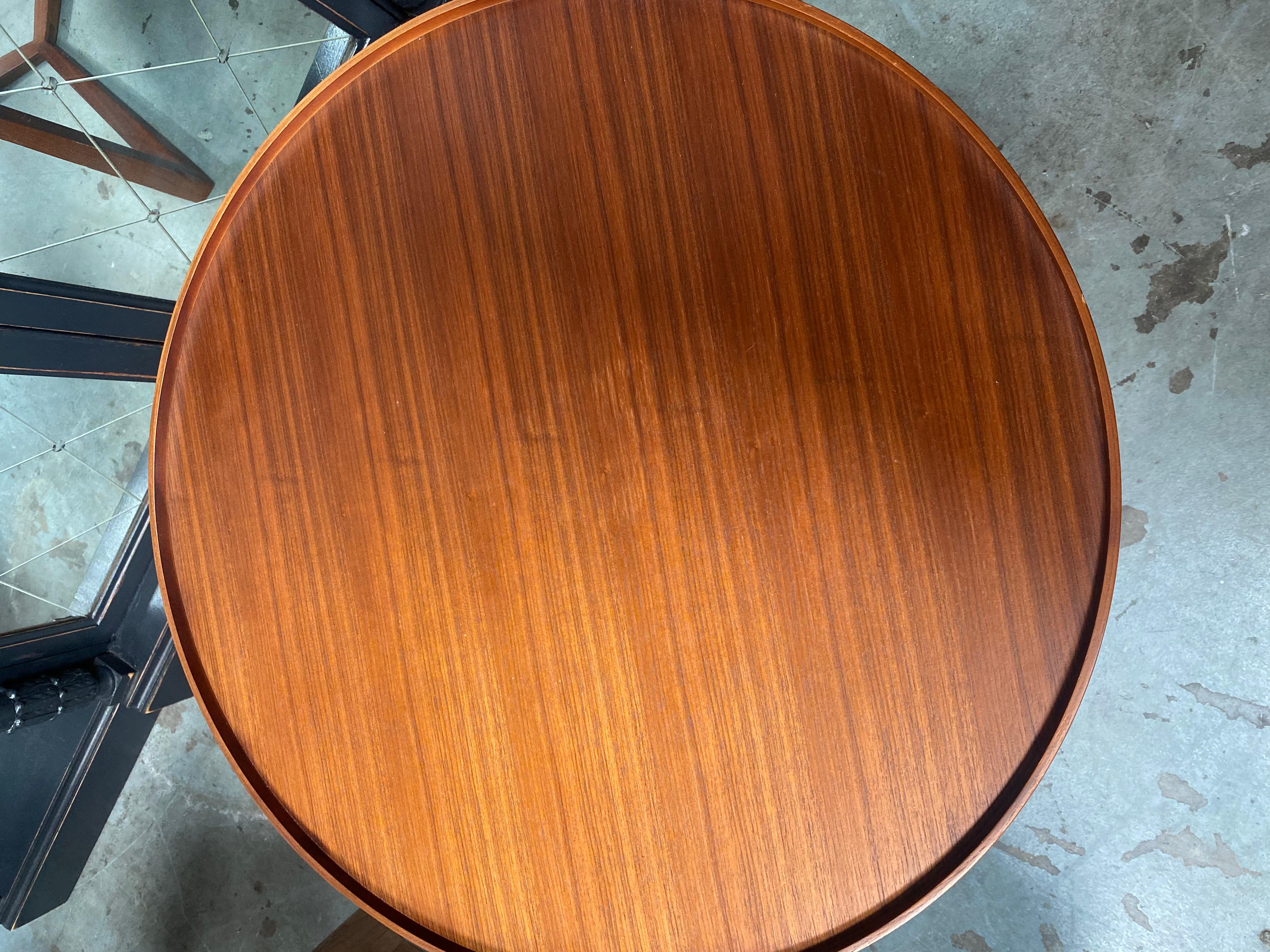 Mid-Century Modern Bernhardt Maple Side Table, 'Large'