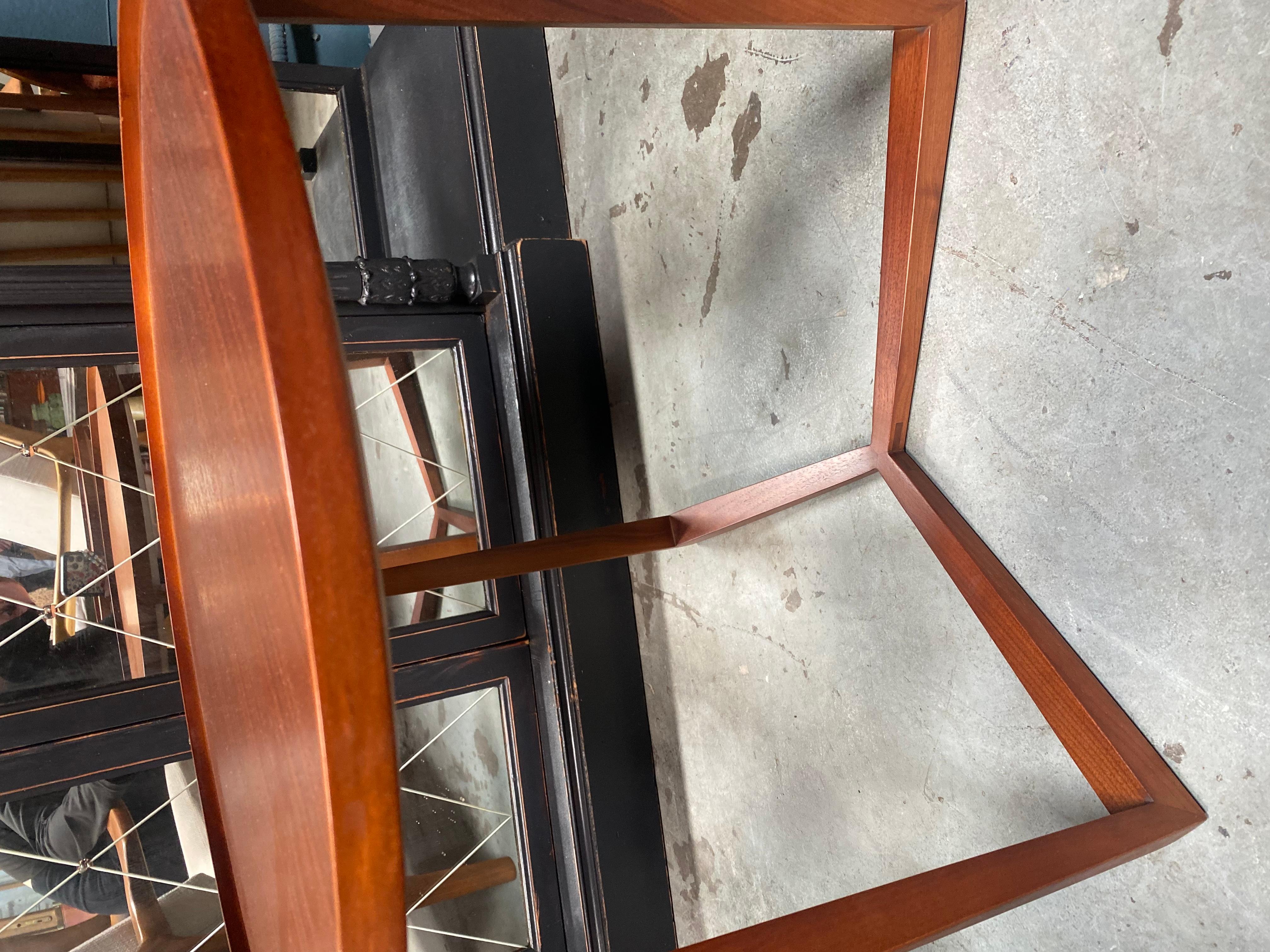 Bernhardt Maple Side Table, 'Large' In Good Condition In Los Angeles, CA