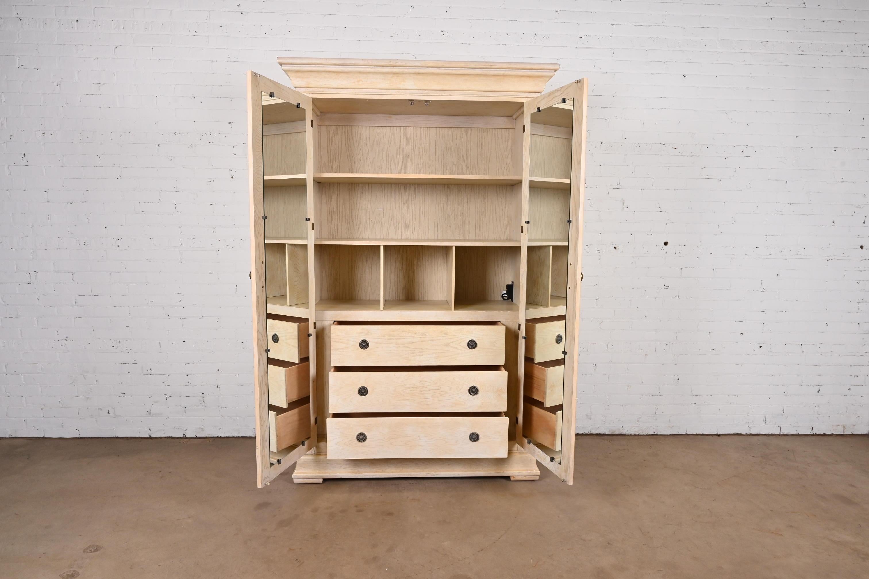 Bernhardt Mediterranean Style Oak Armoire Dresser In Good Condition In South Bend, IN