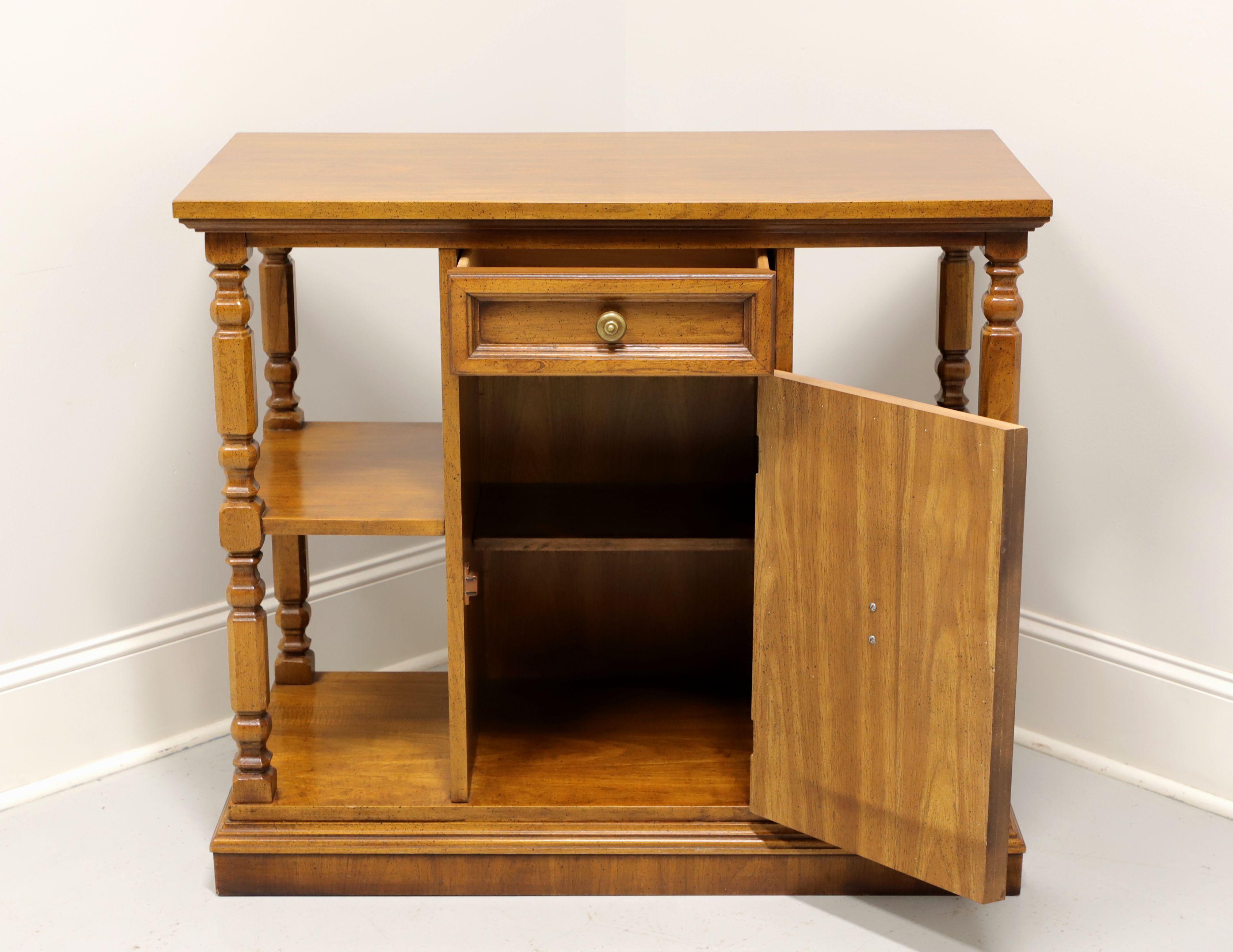BERNHARDT Mid 20th Century Console Cabinet with Open Side Shelves In Good Condition For Sale In Charlotte, NC