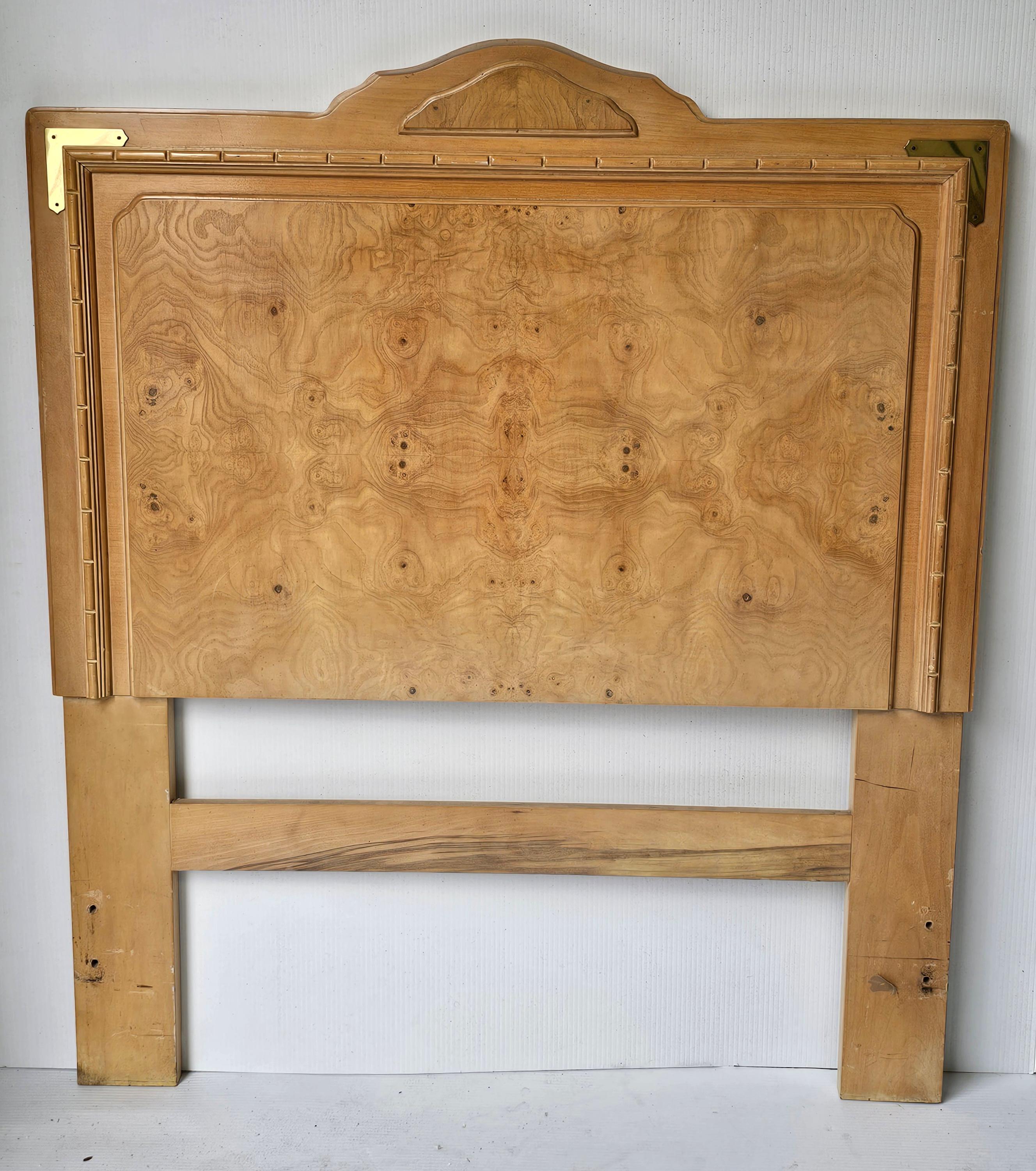Bernhardt Mid-Century Burlwood Campaigner Twin Size Kopfteil (Kampagne) im Angebot
