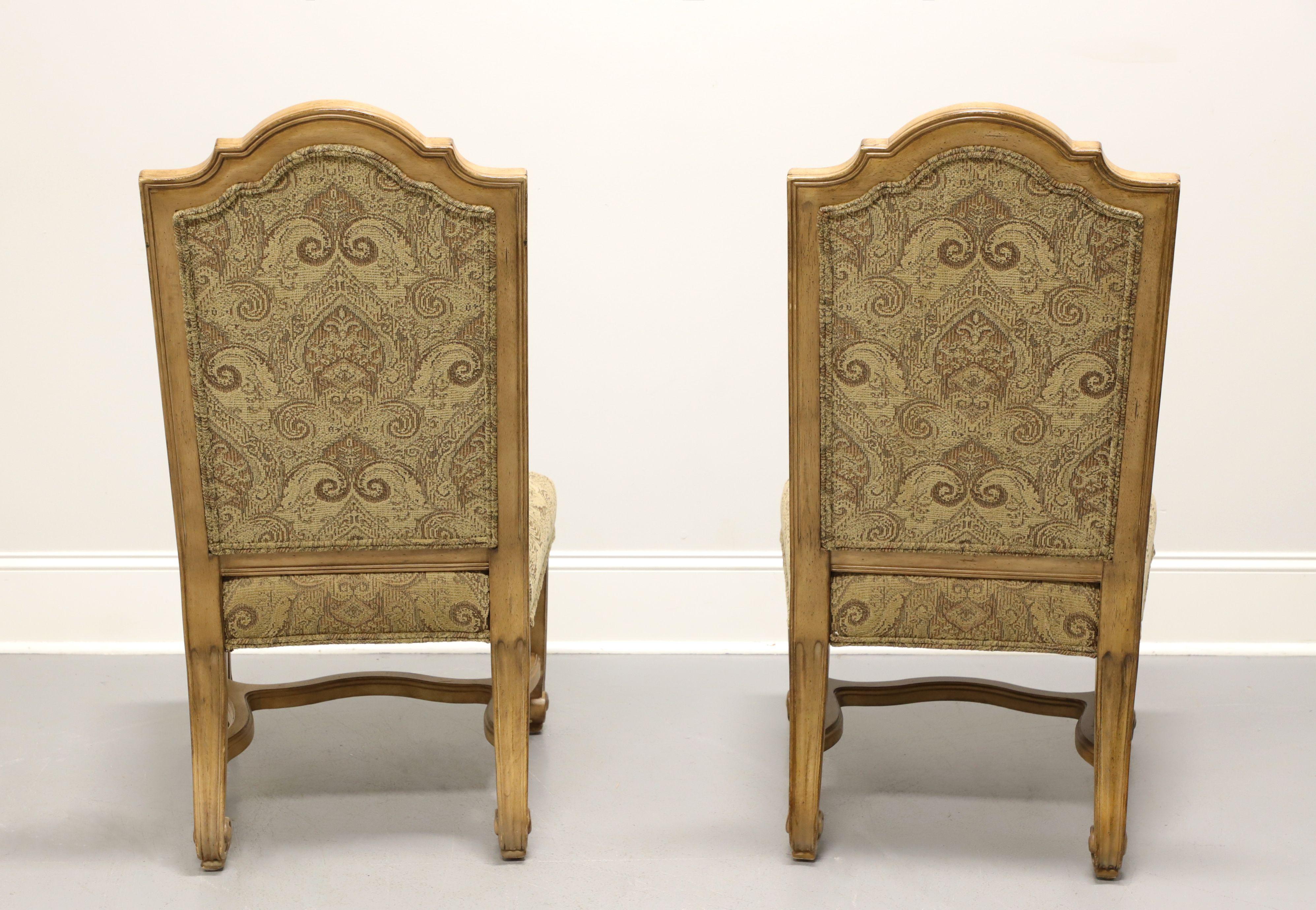 BERNHARDT Rustic Italian Style Dining Side Chairs - Pair B In Good Condition In Charlotte, NC