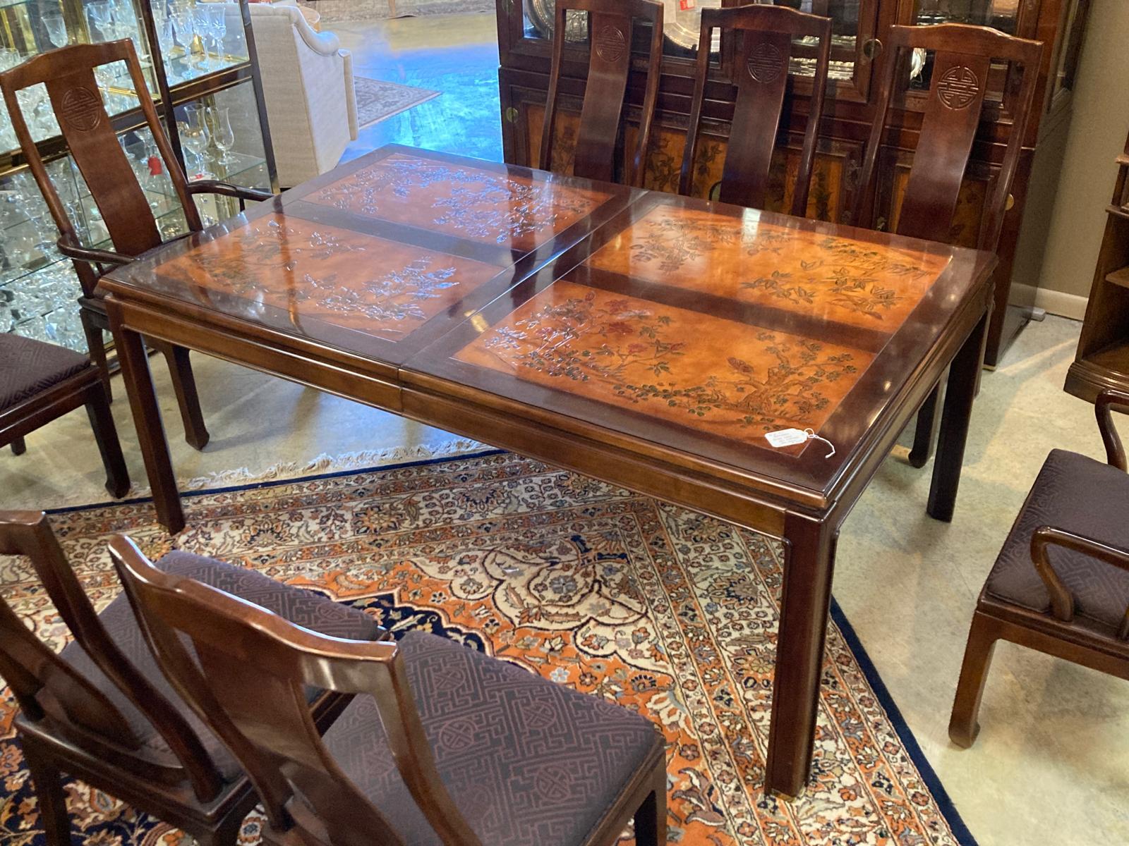 Bernhardt Table with 8 chairs, two extension and table cover In Good Condition For Sale In Birmingham, AL
