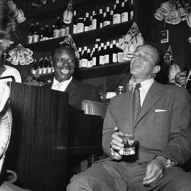 Bernie Abramson Black and White Photograph - Nat 'King' Cole and Frank Sinatra, 1955
