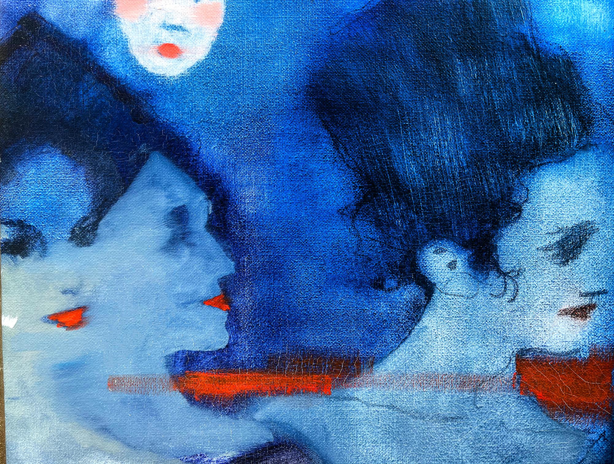 Portrait de trois fauteuils fauve  Femmes en bleu tenant des Abanicos rouges - Bleu Portrait Painting par Bernie Fuchs