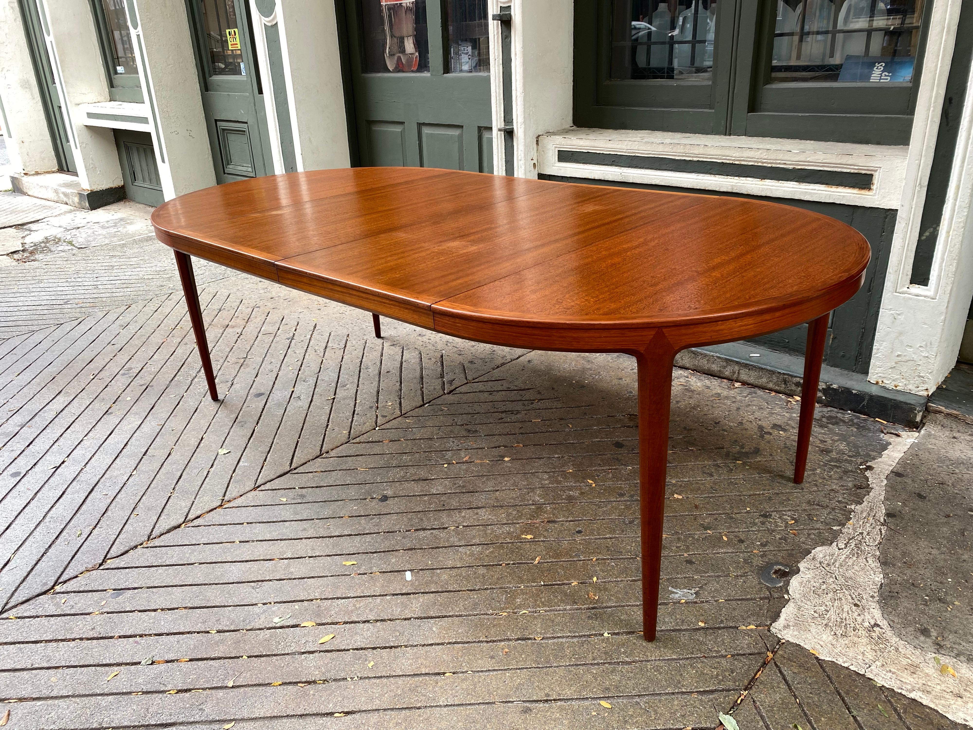 Bernt Fridhagen for Bodafors Swedish Round Teak Dining Table, 1962 8