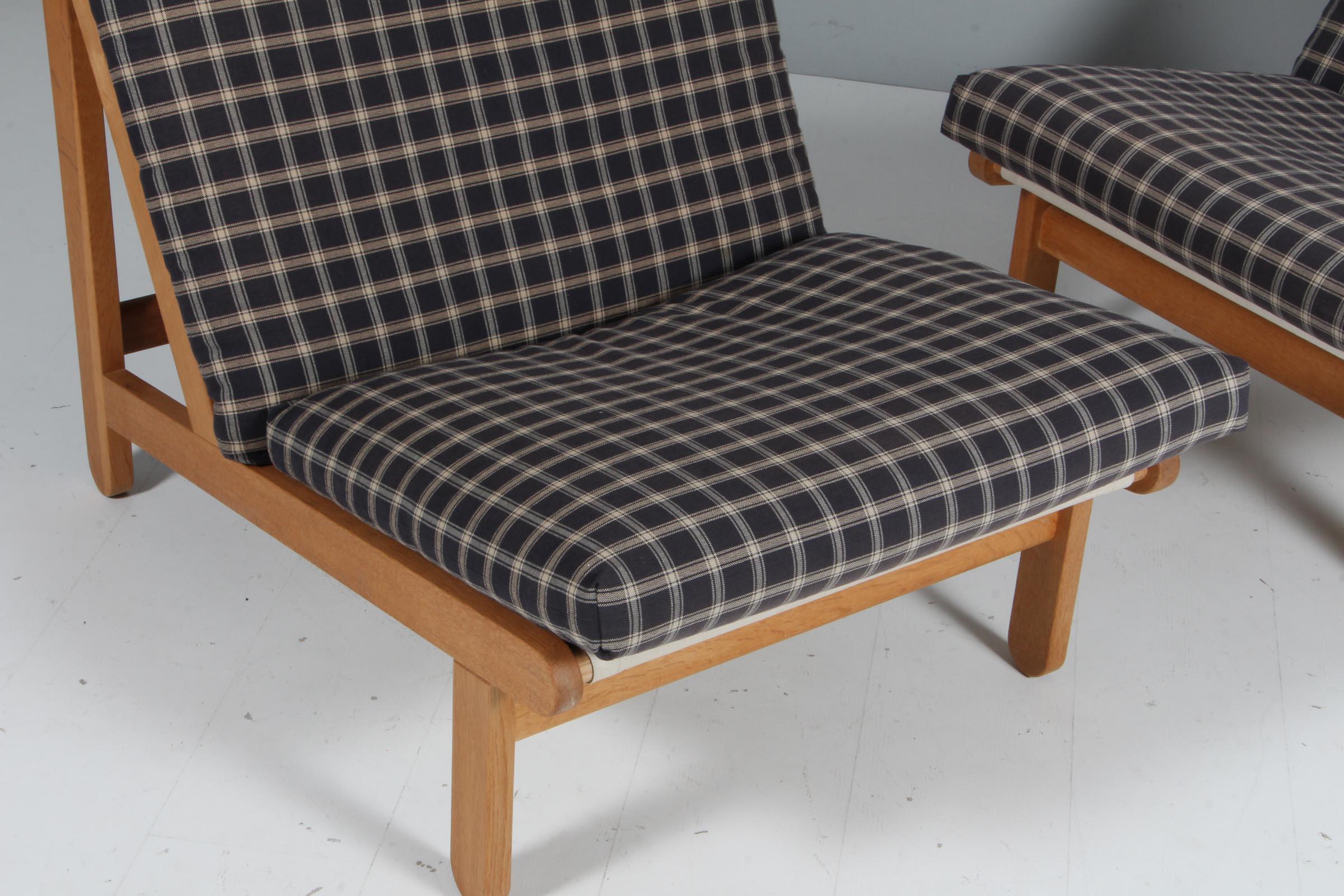 Scandinavian Modern Bernt Pedersen lounge chair in oak and Cotil fabric