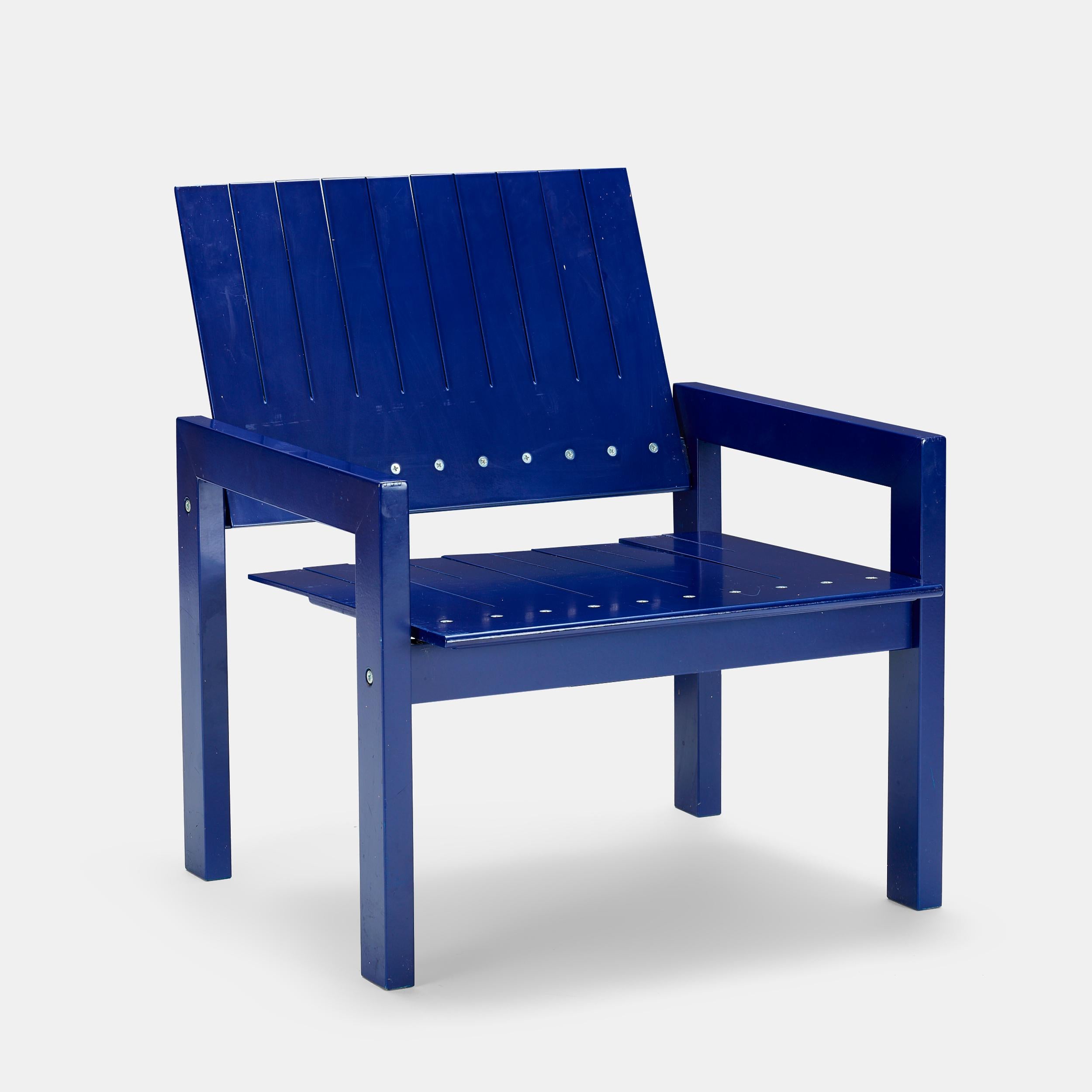 Scandinavian Modern Bernt Petersen blue Crate Lounge Chair for Carl Hansen Denmark, 1982 For Sale