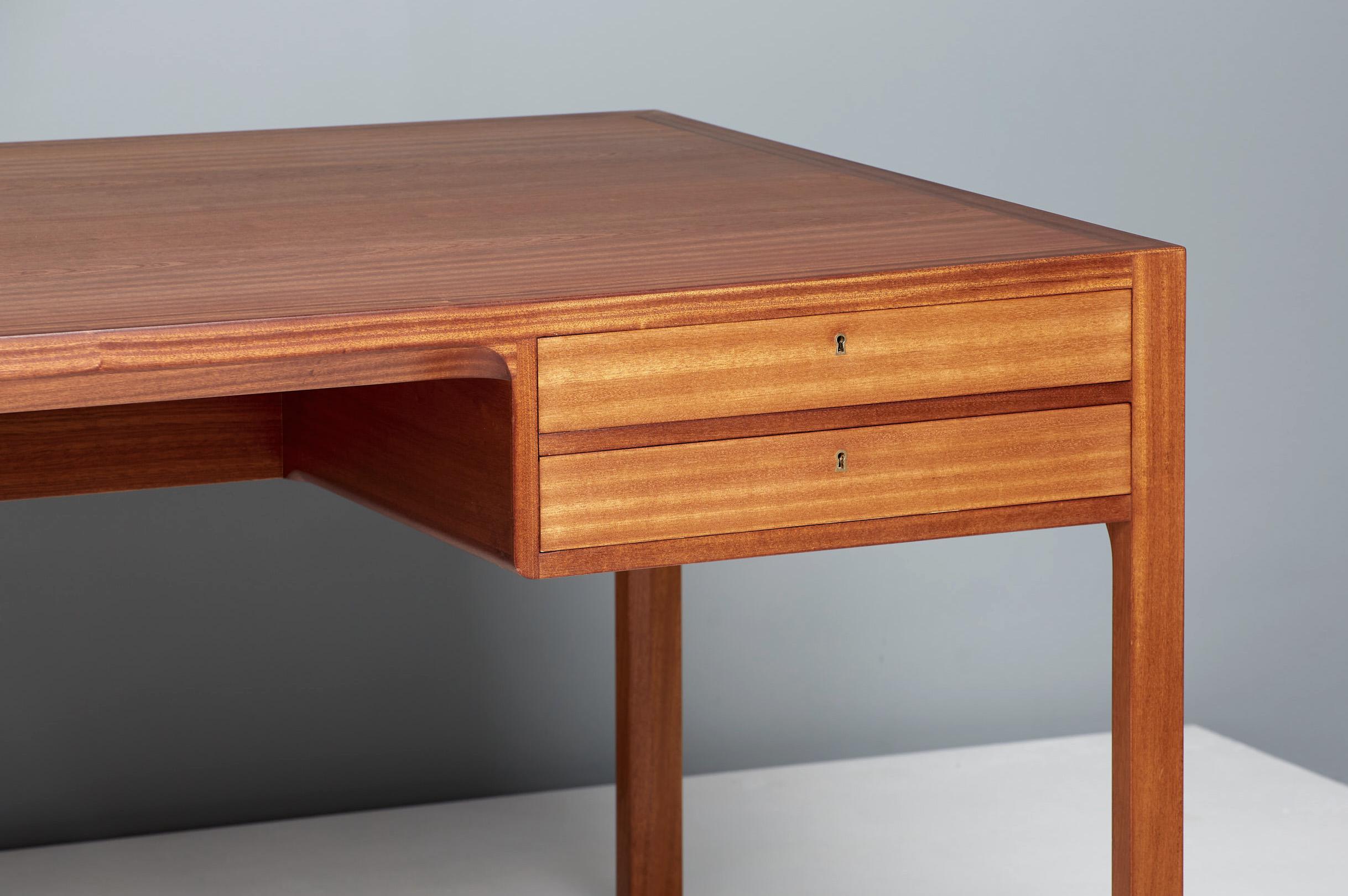 Scandinavian Modern Bernt Petersen Danish Mahogany 4 Drawer Desk, 1950s