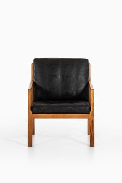 Bernt Petersen Easy Chair Produced by Wørts Møbelsnedkeri in Denmark