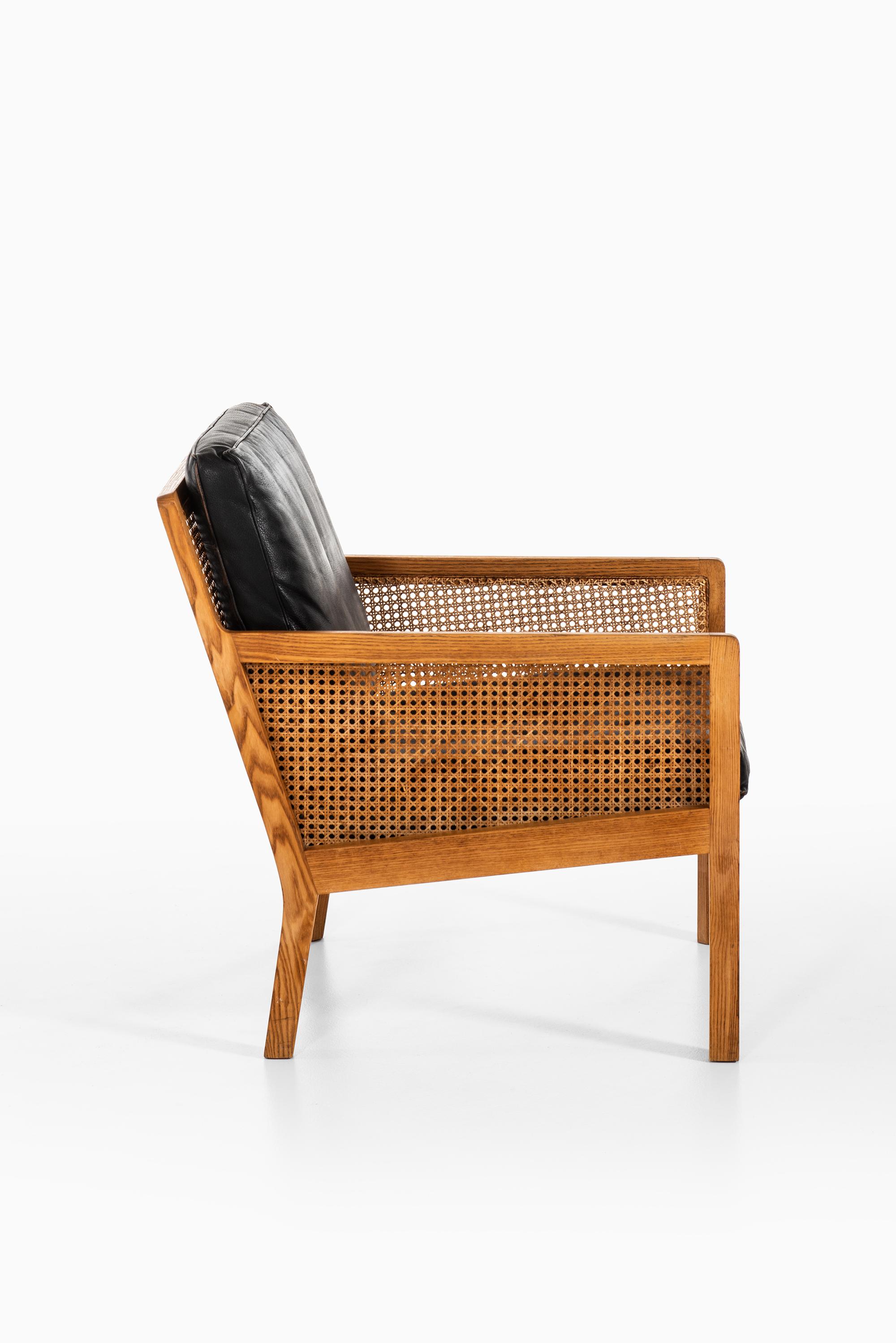 Bernt Petersen Easy Chair Produced by Wørts Møbelsnedkeri in Denmark In Good Condition For Sale In Limhamn, Skåne län