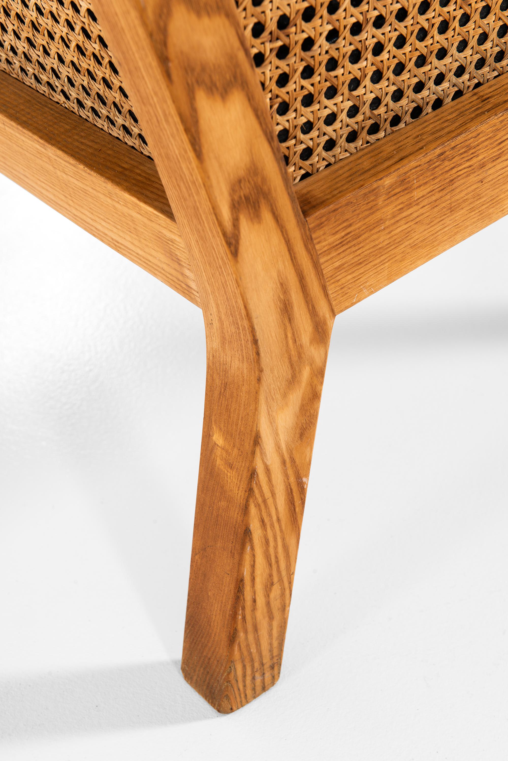 Bernt Petersen Easy Chair Produziert von Wørts Møbelsnedkeri in Dänemark (Mitte des 20. Jahrhunderts) im Angebot