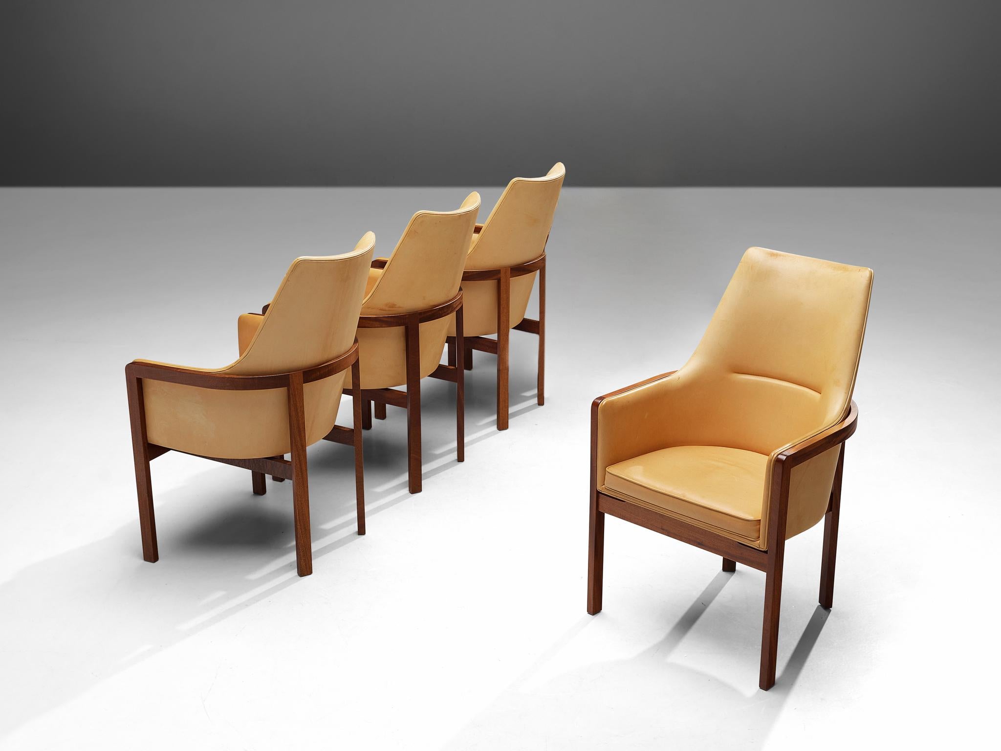Bernt Petersen for Søborg Møbelfabrik, set of four dining chairs, leather, mahogany, Denmark, 1960s

Elegant and comfortable set of four dining chairs designed by Bernt Petersen in the 1960s. The chairs are executed in a mahogany frame and leather