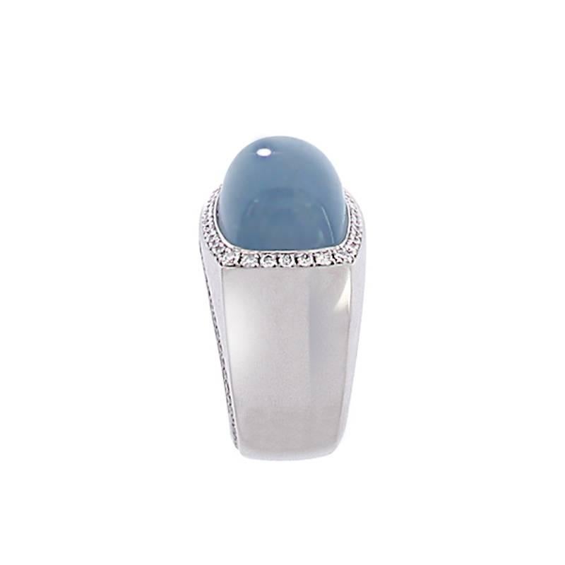 Modern Berquin Certified 14.72 Carat Aquamarine Cabochon and diamond Gold Cocktail Ring For Sale