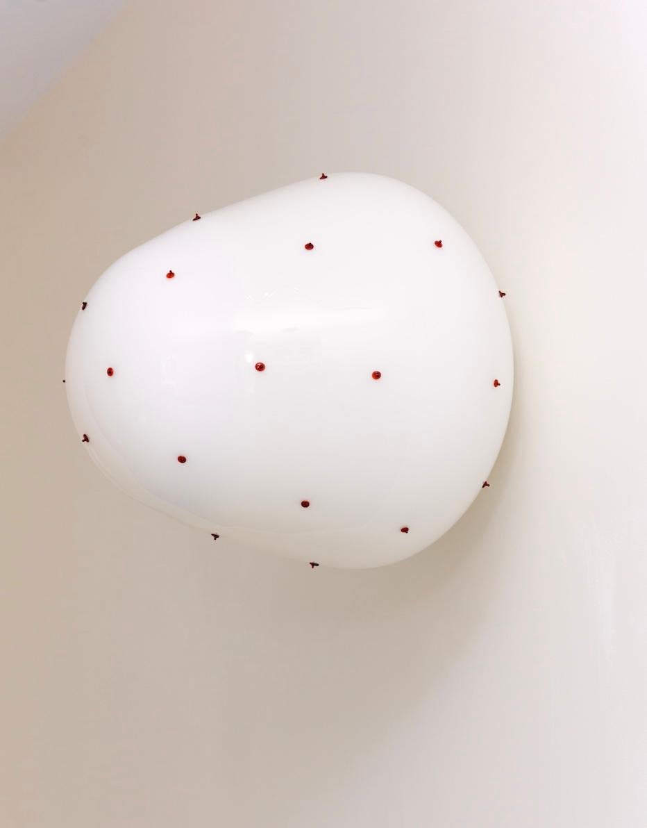 Berries, Blown glass Ceiling Light, Red Dots, Brass by Marie & Alexandre- Size M For Sale 8