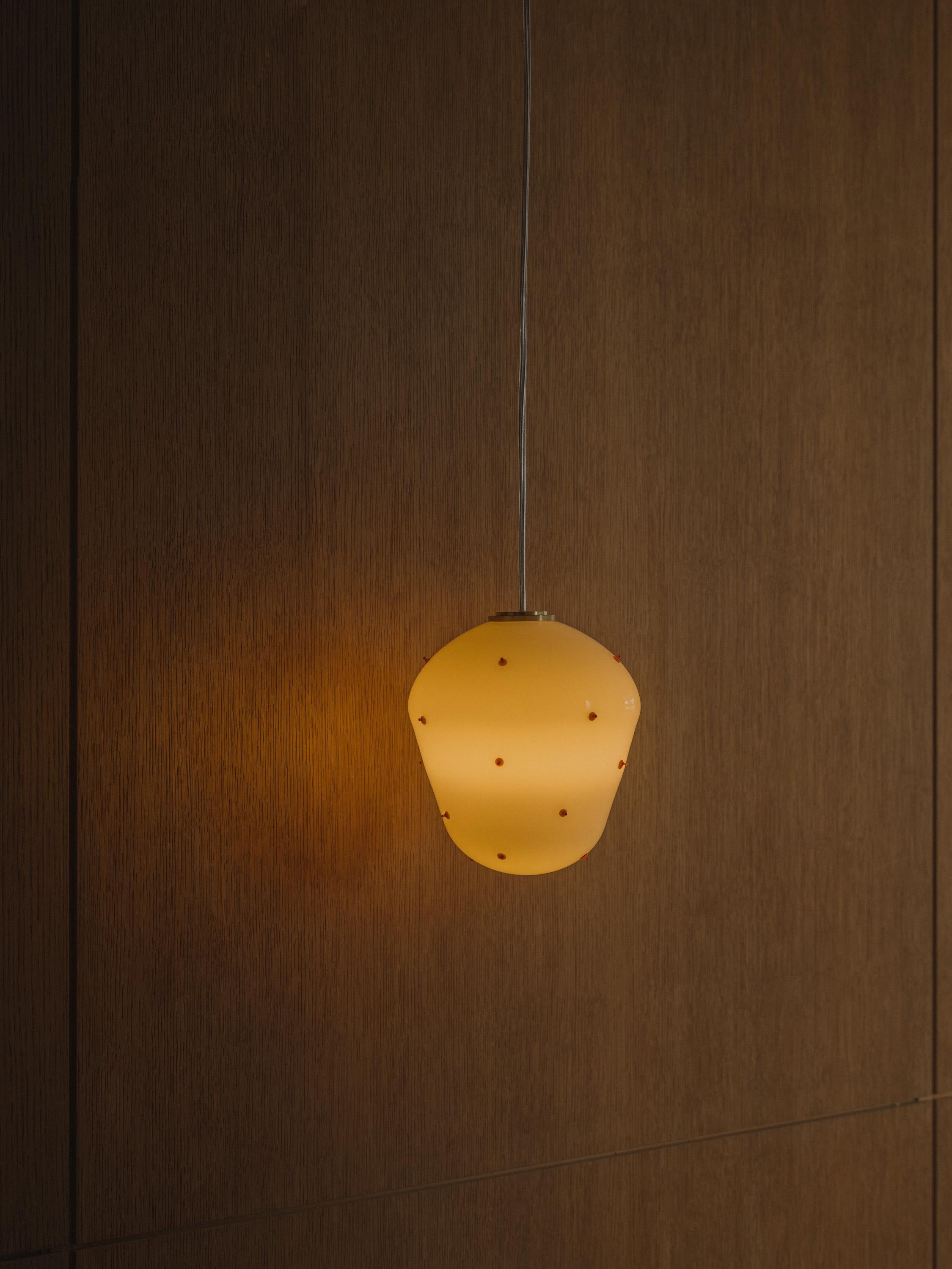 Berries, Blown Glass Wall Light, Red Dots, Brass by Marie & Alexandre- Size M For Sale 7