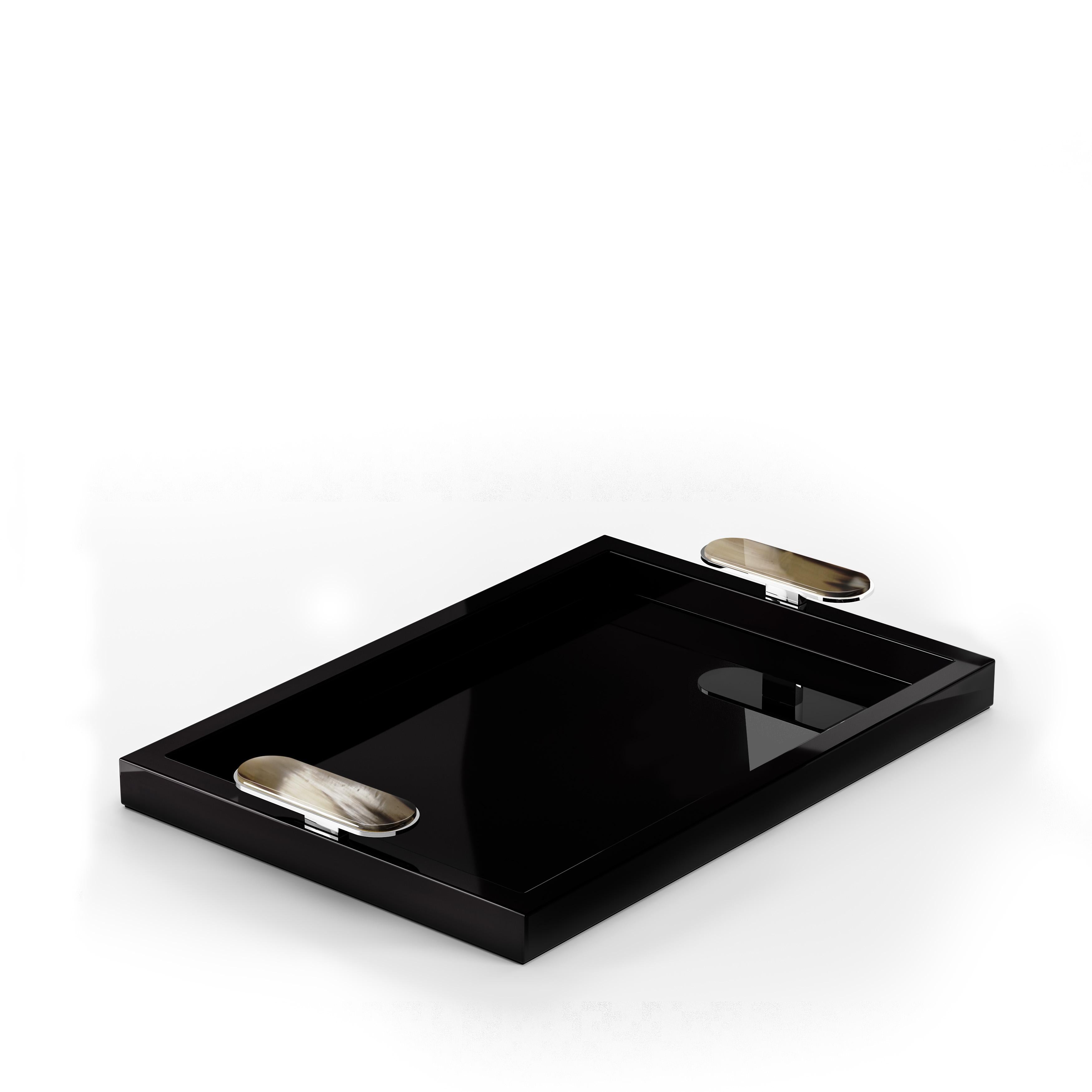 Contemporary Berro Tray in Glossy Ivory Lacquered Wood and Corno Italiano, Mod. 2416 For Sale