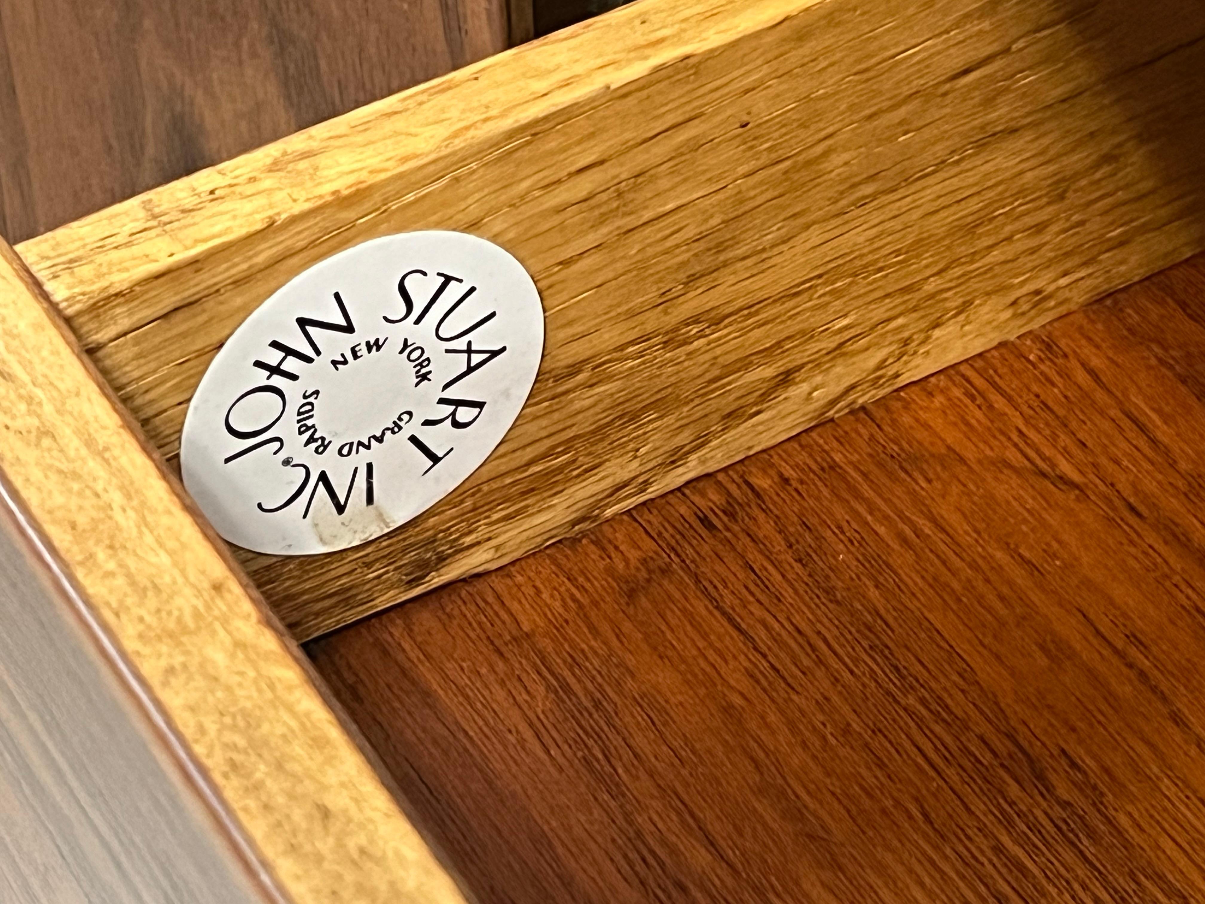 Bert England per John Stuarts Cabinet Bar in noce, ardesia e ottone in vendita 5