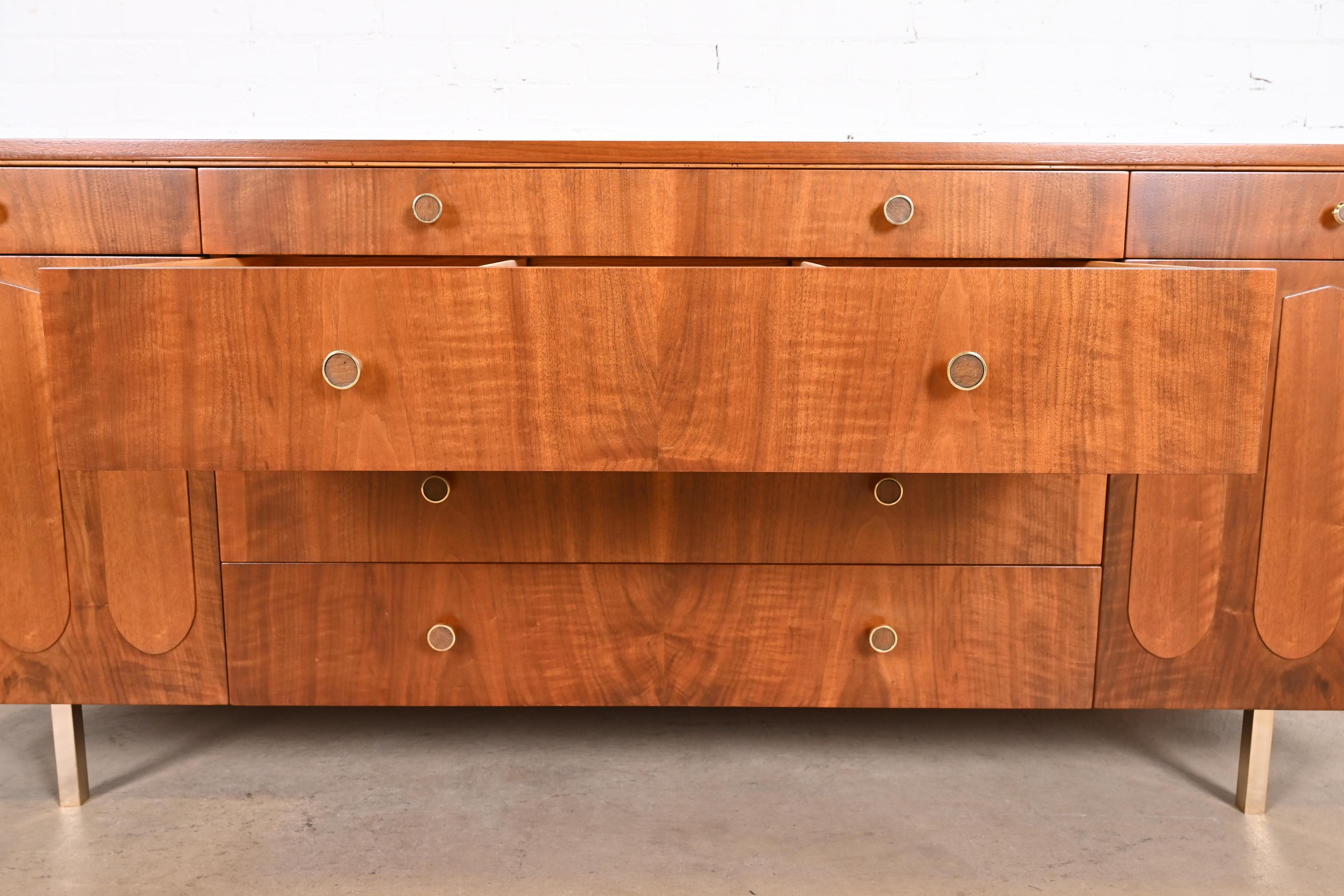 Bert England for Johnson Furniture Mid-Century Modern Walnut Dresser, Refinished For Sale 4
