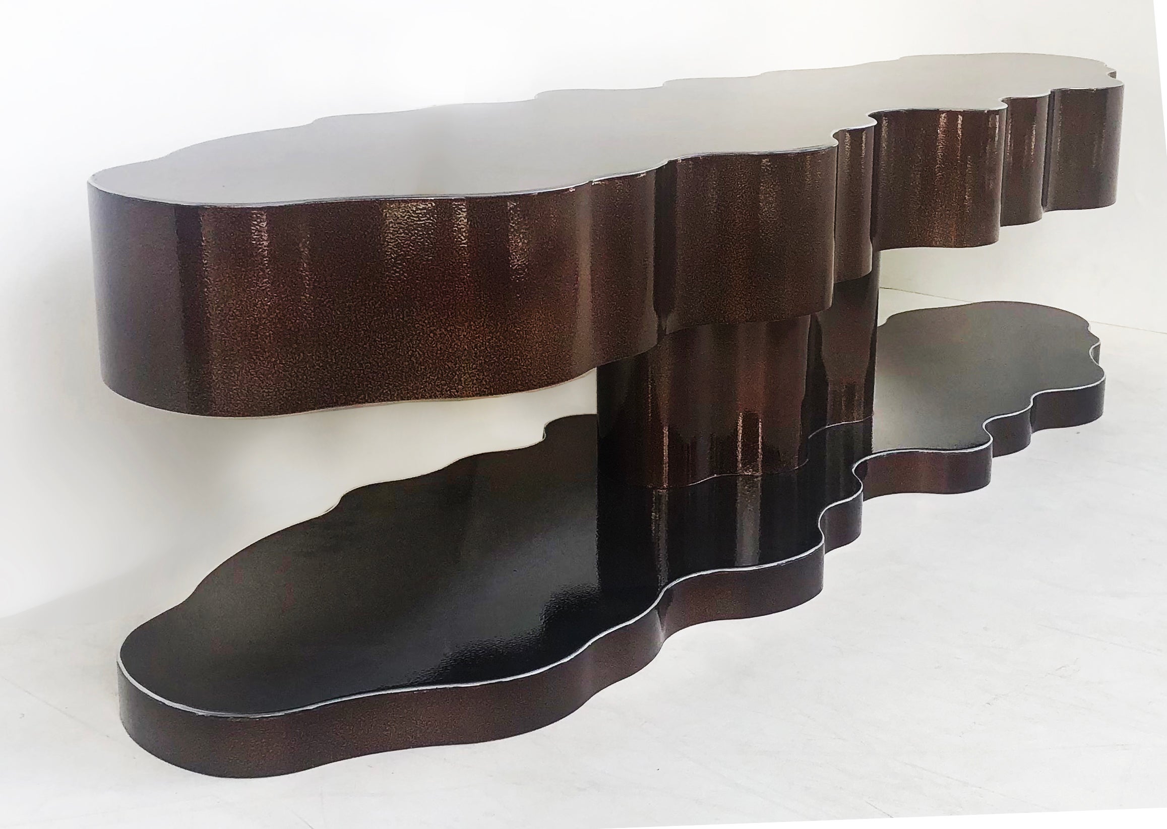 Bert Furnari Table basse sculpturale abstraite, finition aluminium poudré

La table basse sculpturale en aluminium de Bert Funari, unique en son genre, est proposée à la vente avec une finition en poudre. Fabriqué en aluminium coupé et courbé à la