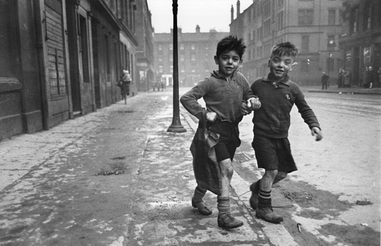 Bert Hardy Black and White Photograph - 'Gorbals Boys' Silver Gelatin Print (Limited Edition)
