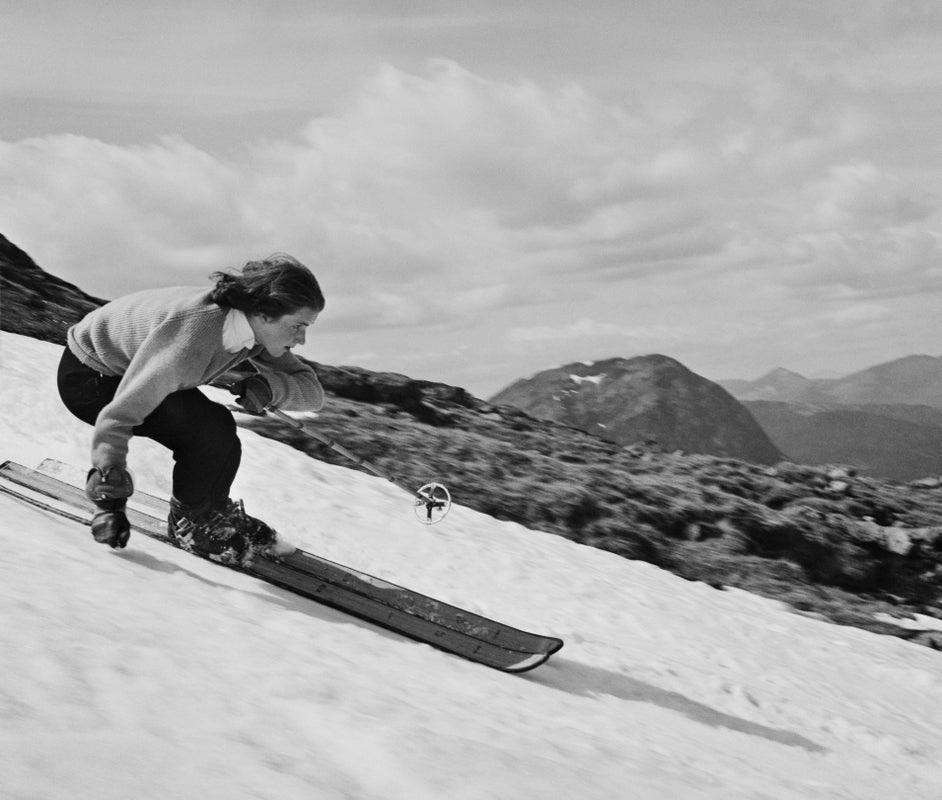 "Personality Girl" by Bert Hardy

19th June 1954: Jocelyn Wardrop-Moore skiing in Glencoe, Scotland who has been nominated as one of six Picture Post 'Personality Girls'. She plays principal clarinet in the Royal Academy of Music Orchestra and is an