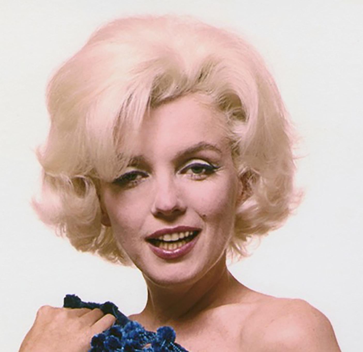 Bert Heck
MARILYN  IN  CHENILLE
Nr. 16/72  
Mythisches Foto der letzten Séance (1962)
Tintenstrahldruck von bert stern
2011
auf beiden Seiten unterzeichnet 
vom Künstler zu Lebzeiten signiertes Zertifikat
einzelexemplar
25 X 35,5 cm
einwandfreier