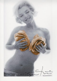 Bert stern "Marilyn Monroe gold apricot wink Roses"