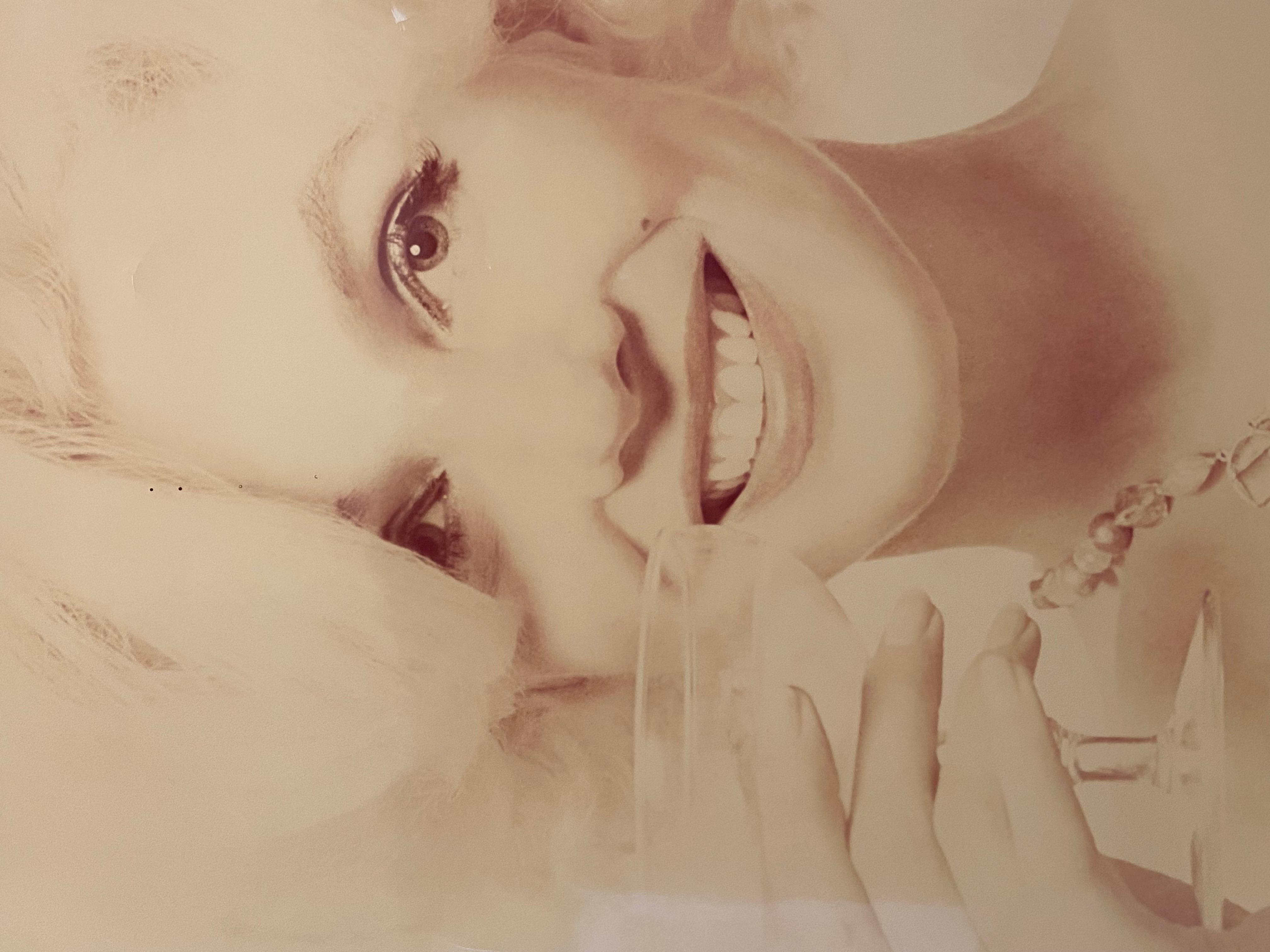 Por ti, Marilyn Monroe - Painting Contemporáneo de Bert Stern