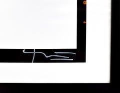 The Last Sitting: Marilyn Monroe mit Chenille-Schal (handsignierter C-Print)