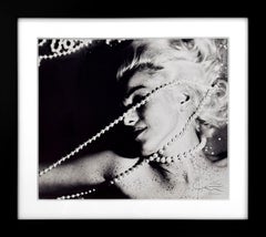 L'ultima seduta: Marilyn With Pearls (stampa C firmata a mano)