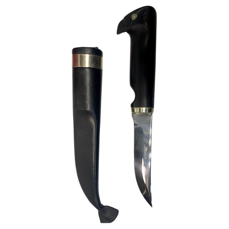Bertel Gardberg, a Fiskars Knife, Finland, Designed for WWF For Sale at