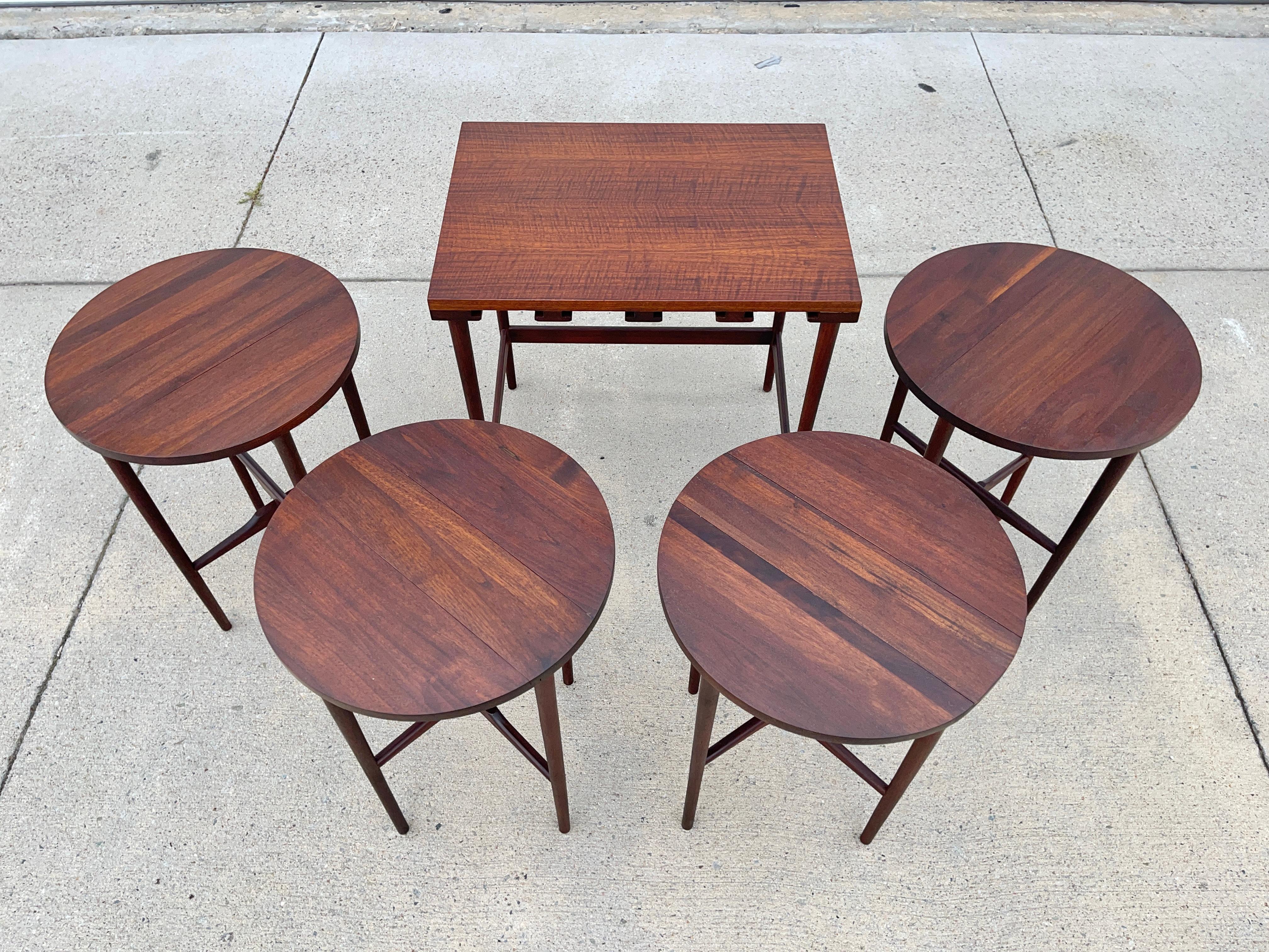 Bertha Schaefer for M. Singer & Sons Walnut Serving Tables In Good Condition For Sale In Hanover, MA