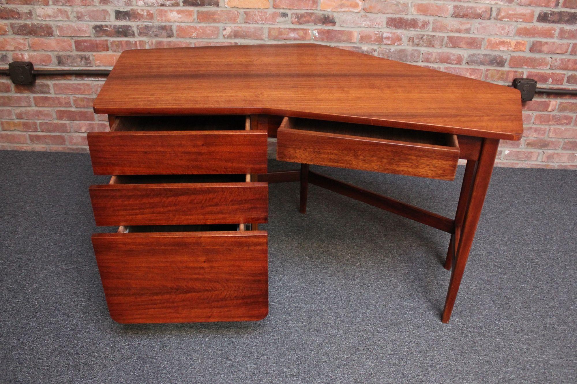 Mid-Century Modern Bertha Schaefer for Singer and Sons Italian Walnut Asymmetrical Desk For Sale