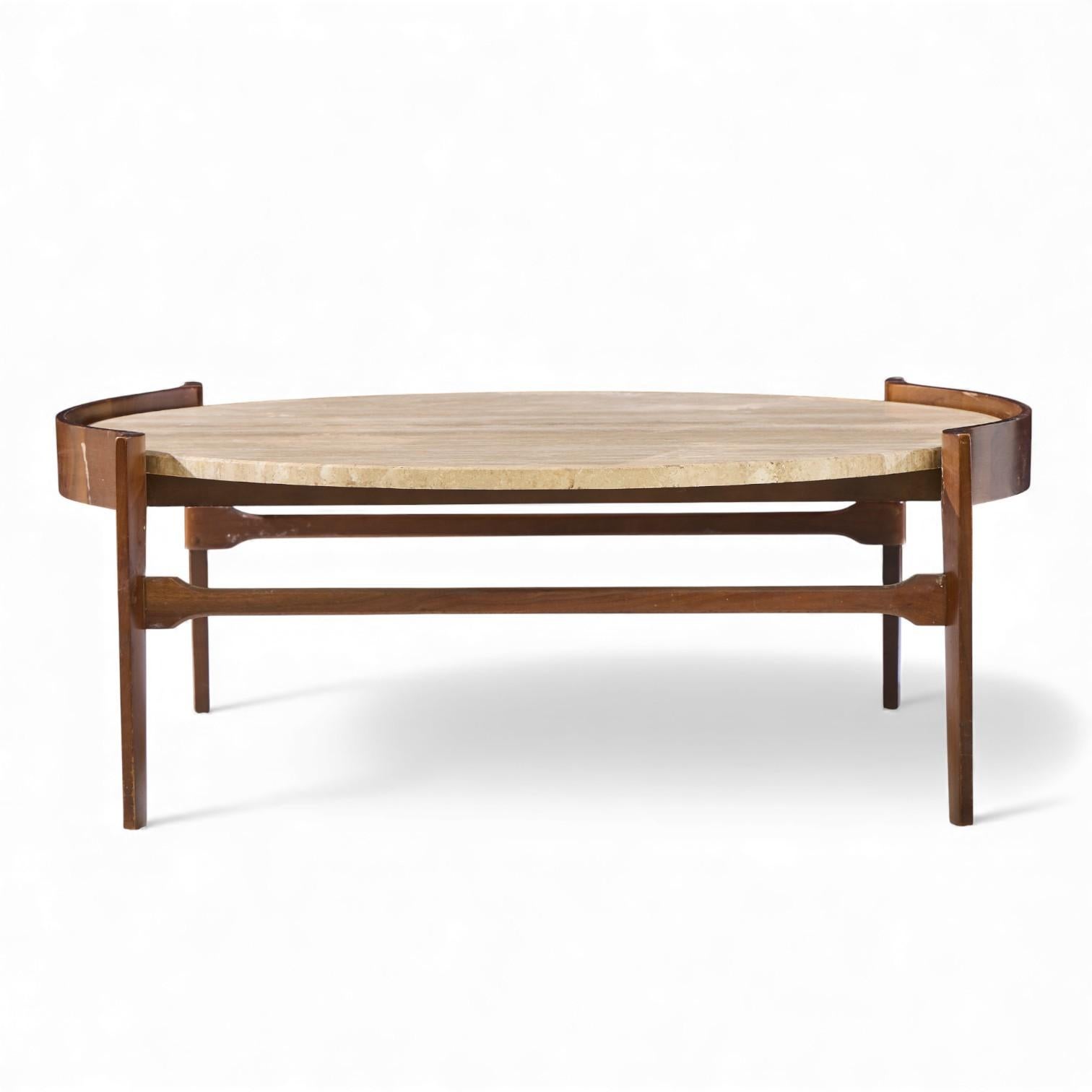 Bertha Schaefer for Singer & Sons Mid Century Travertine and Walnut Coffee Table en vente 1