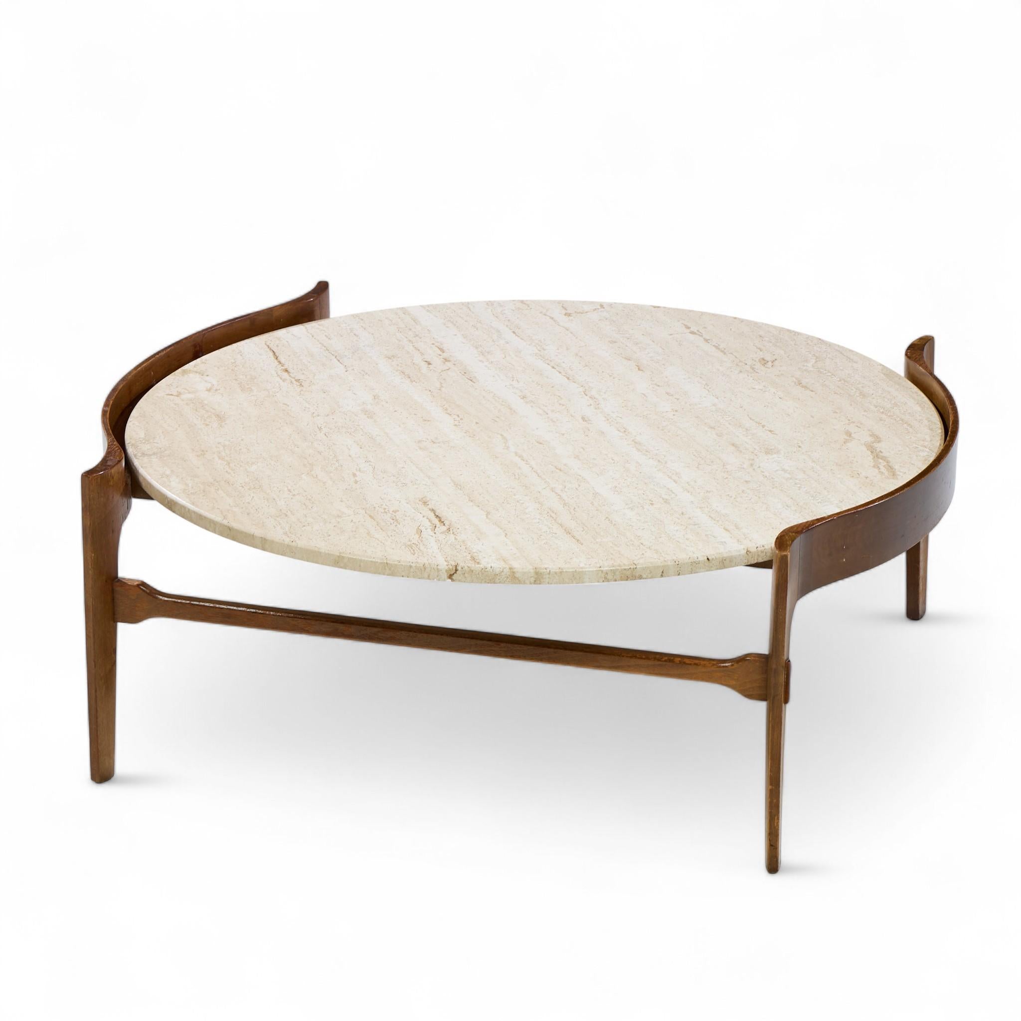 Bertha Schaefer for Singer & Sons Mid Century Travertine and Walnut Coffee Table en vente 1