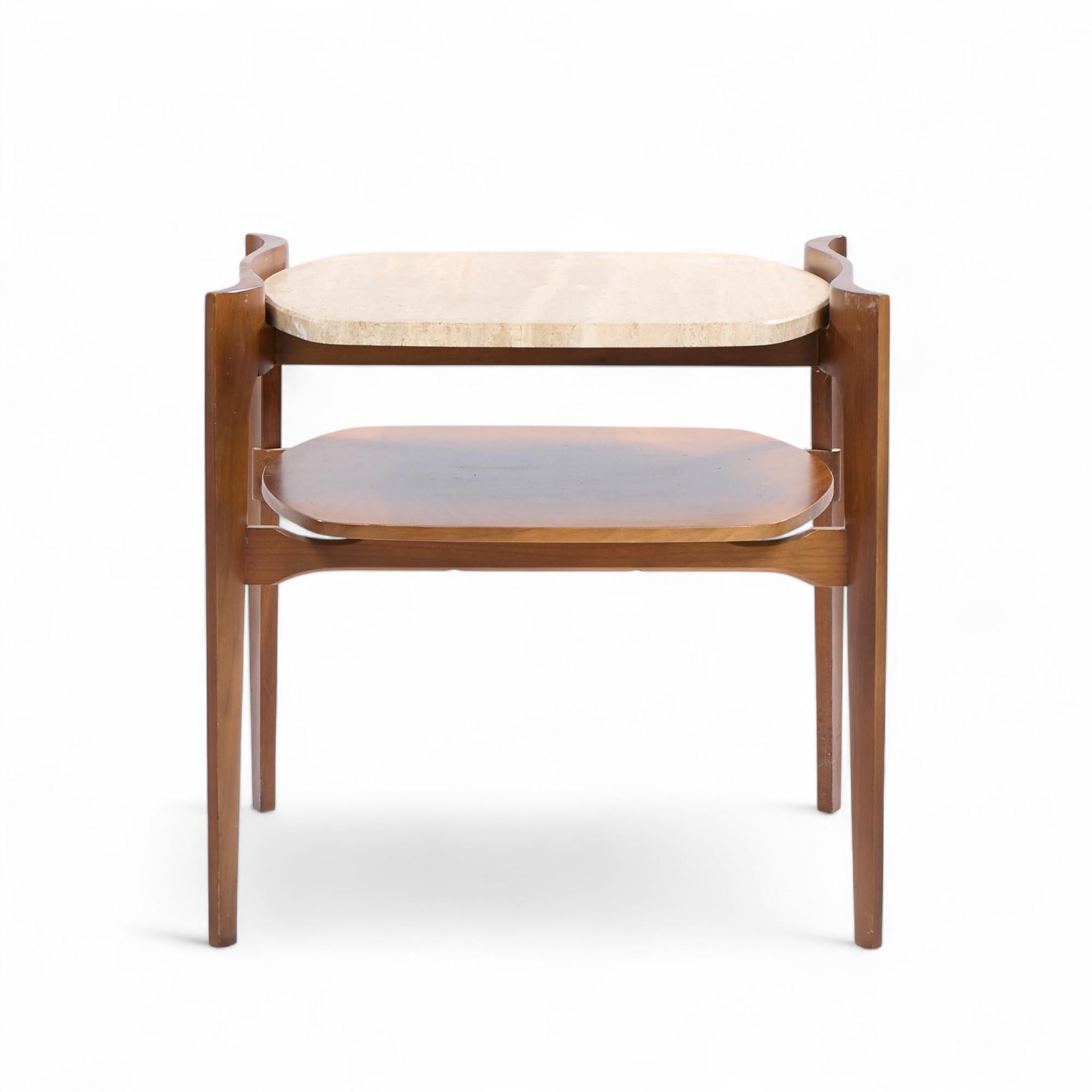 Tables d'appoint en travertin sculpté et noyer Bertha Schaefer for Singer & Sons - Paire en vente 3