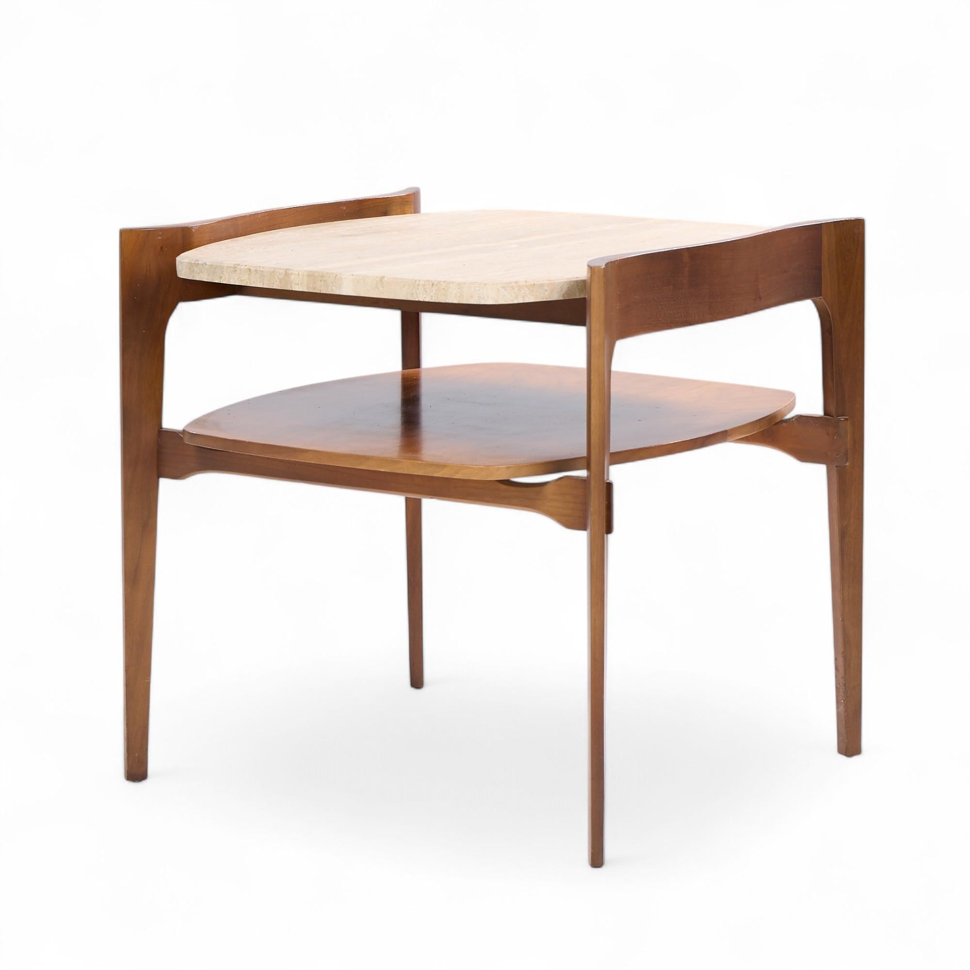 Tables d'appoint en travertin sculpté et noyer Bertha Schaefer for Singer & Sons - Paire en vente 4