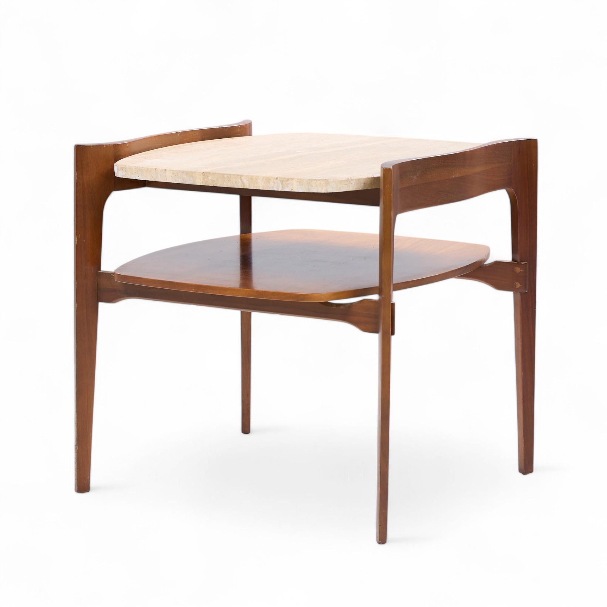 Tables d'appoint en travertin sculpté et noyer Bertha Schaefer for Singer & Sons - Paire en vente 1