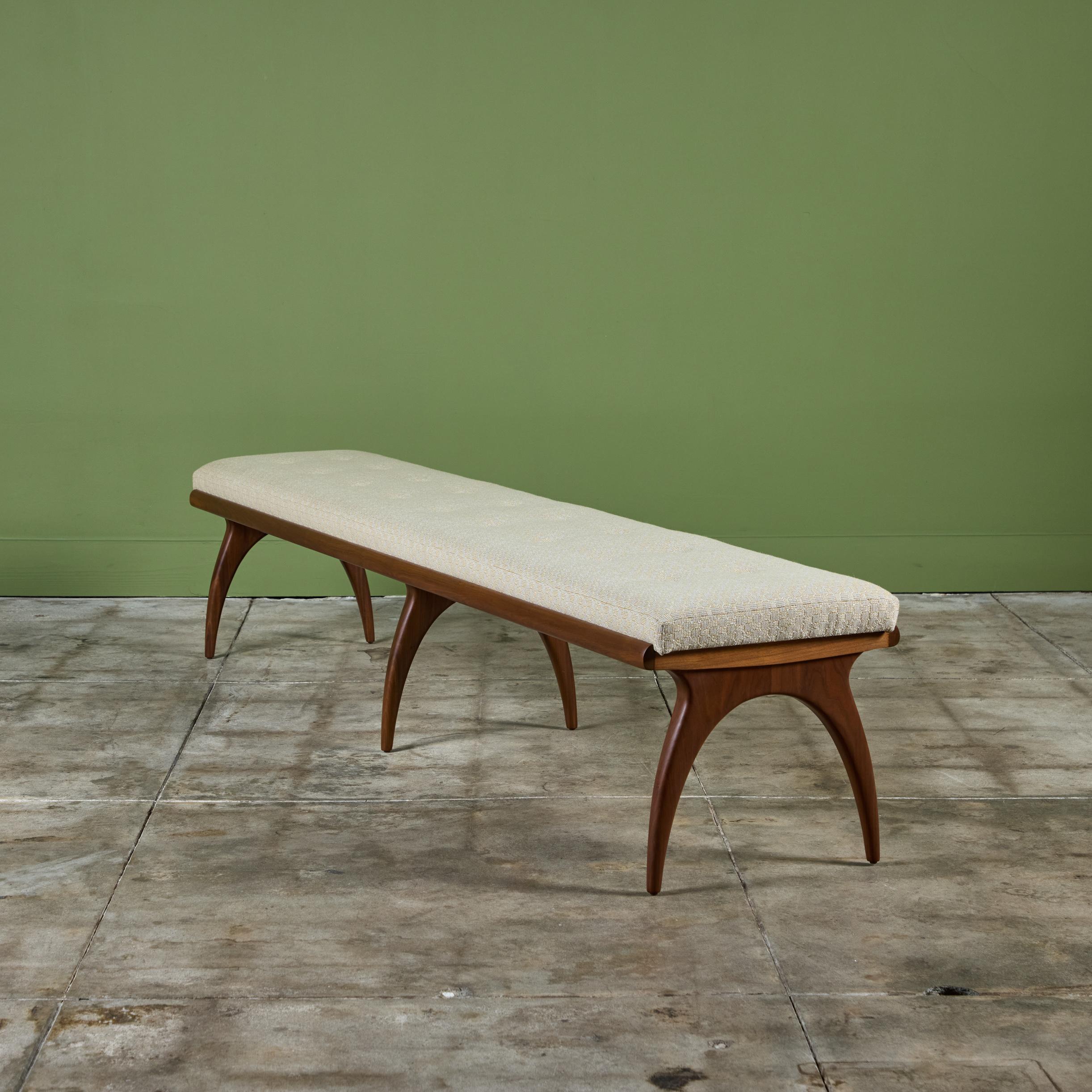 Américain Banc long Bertha Schaefer pour Singer and Sons en vente