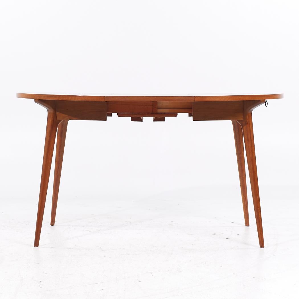 Bertha Schaefer Mid Century Table with 4 Leaves For Sale 1